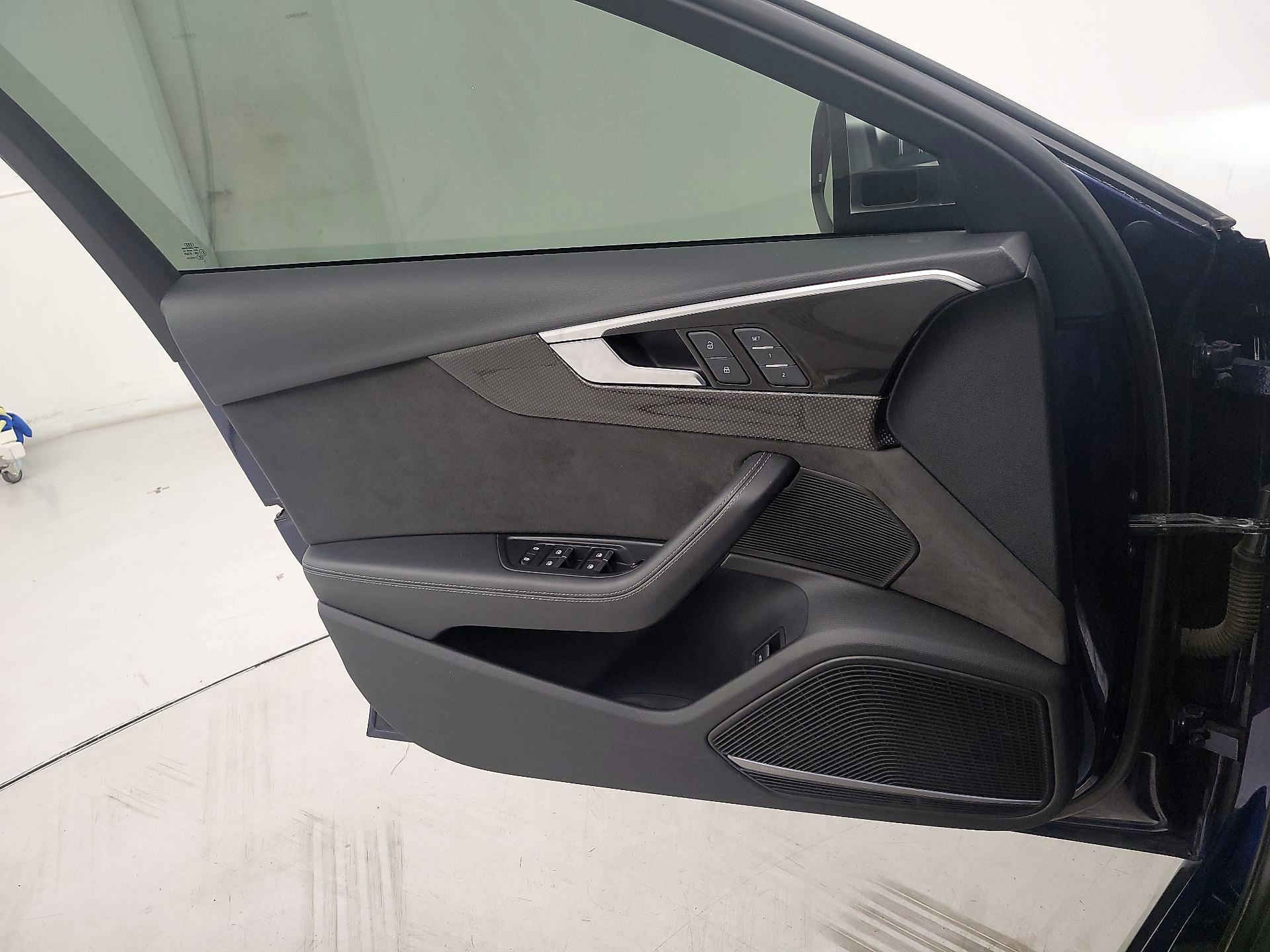 Thumbnail: 2020 Audi S4 - 12