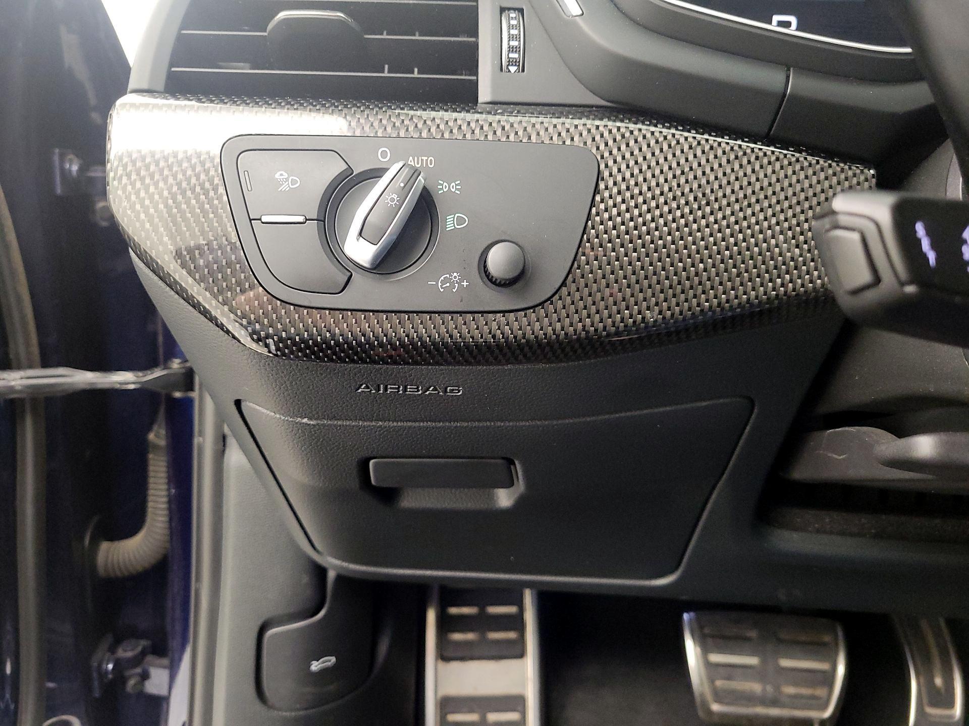 Thumbnail: 2020 Audi S4 - 13