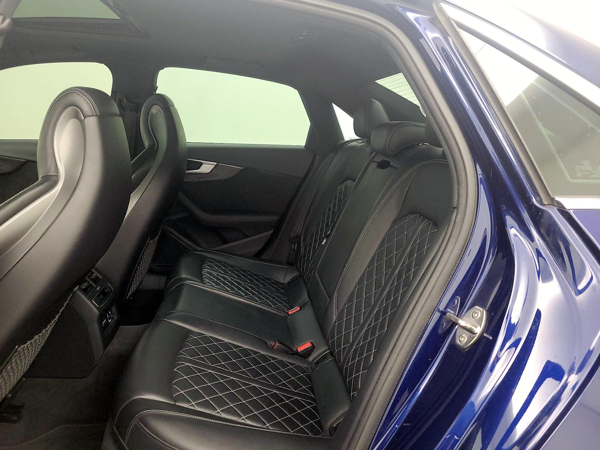 Thumbnail: 2020 Audi S4 - 20