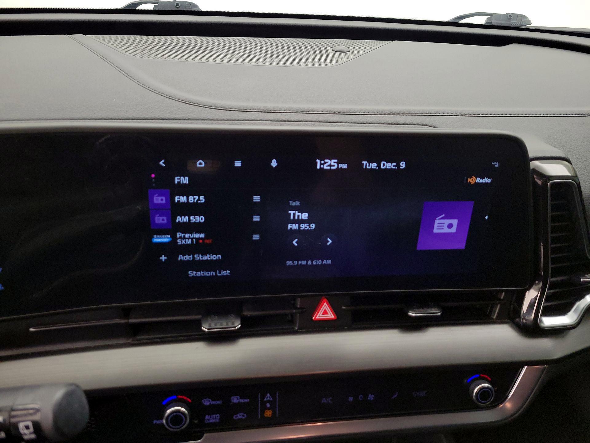 Thumbnail: 2023 Kia Sportage - 15