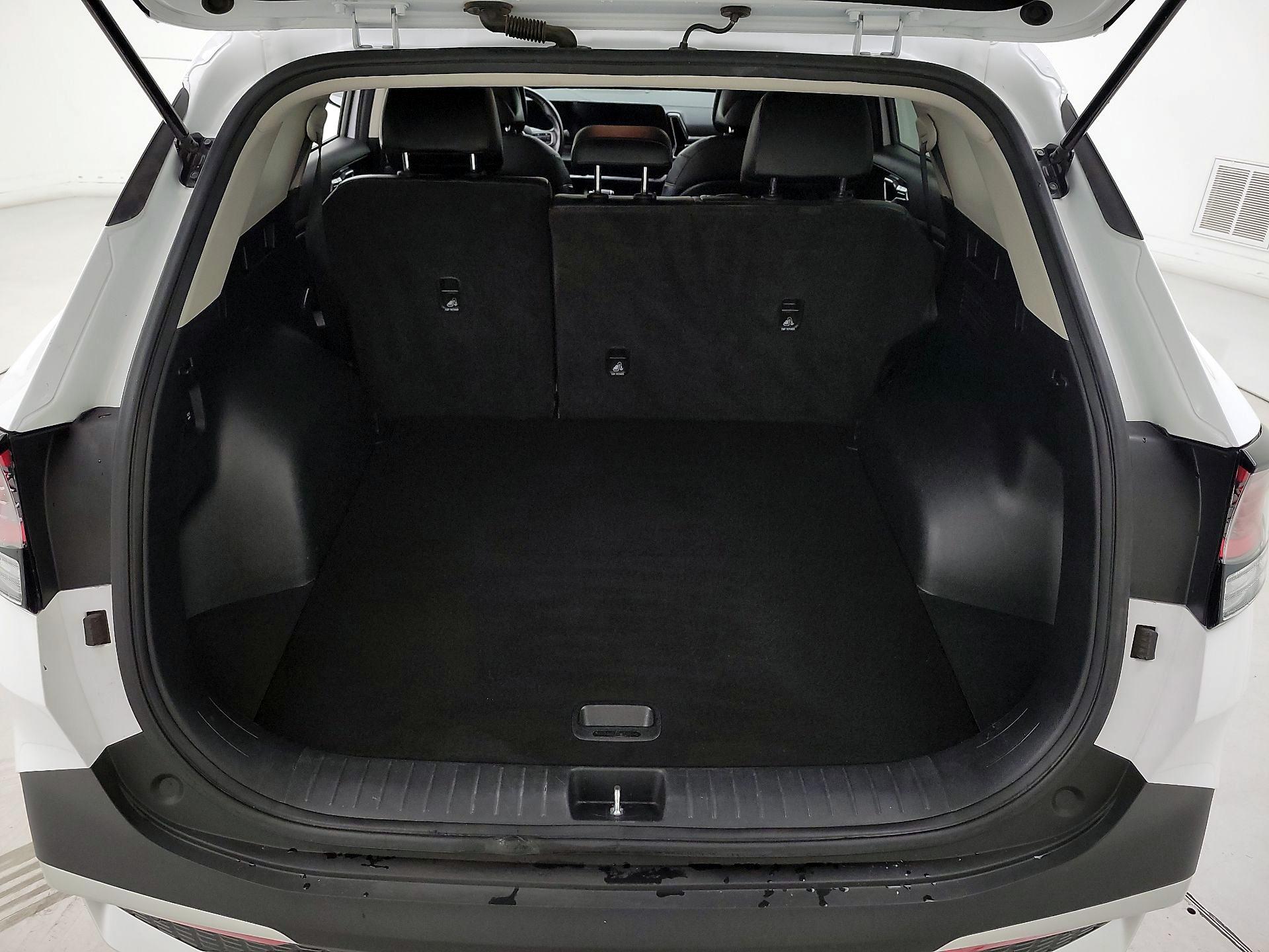 Thumbnail: 2023 Kia Sportage - 20