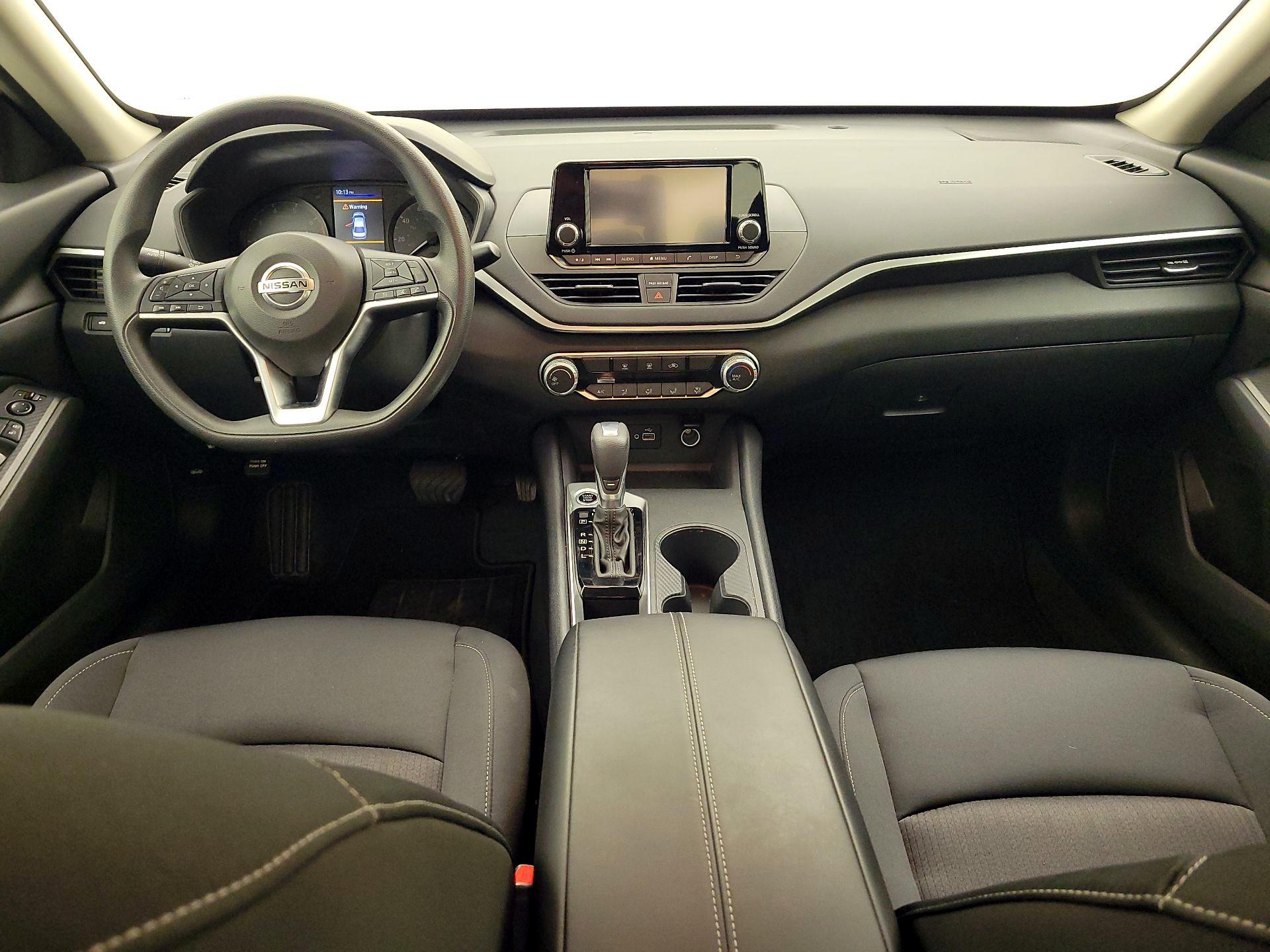 Thumbnail: 2021 Nissan Altima - 9