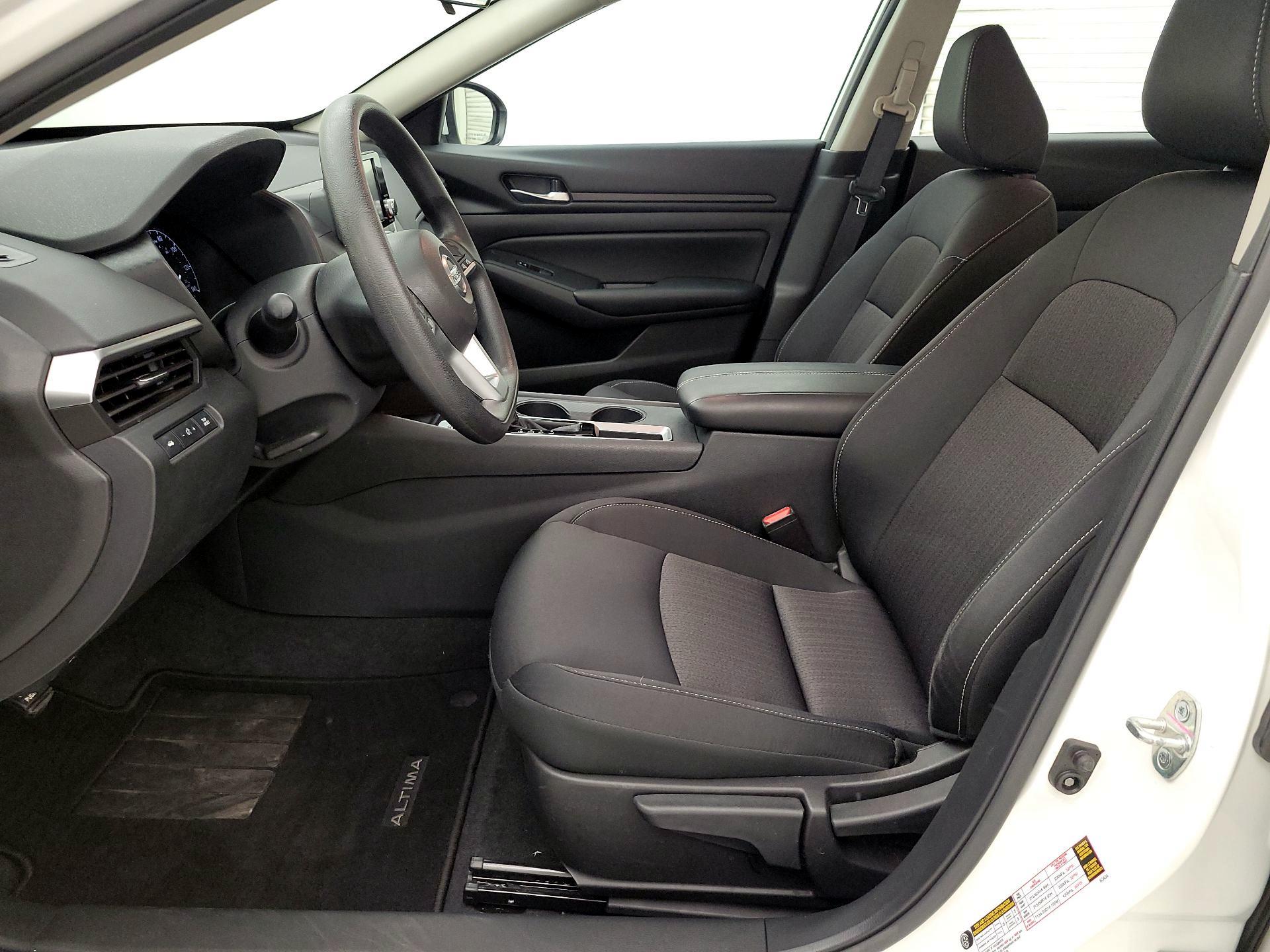 Thumbnail: 2021 Nissan Altima - 11