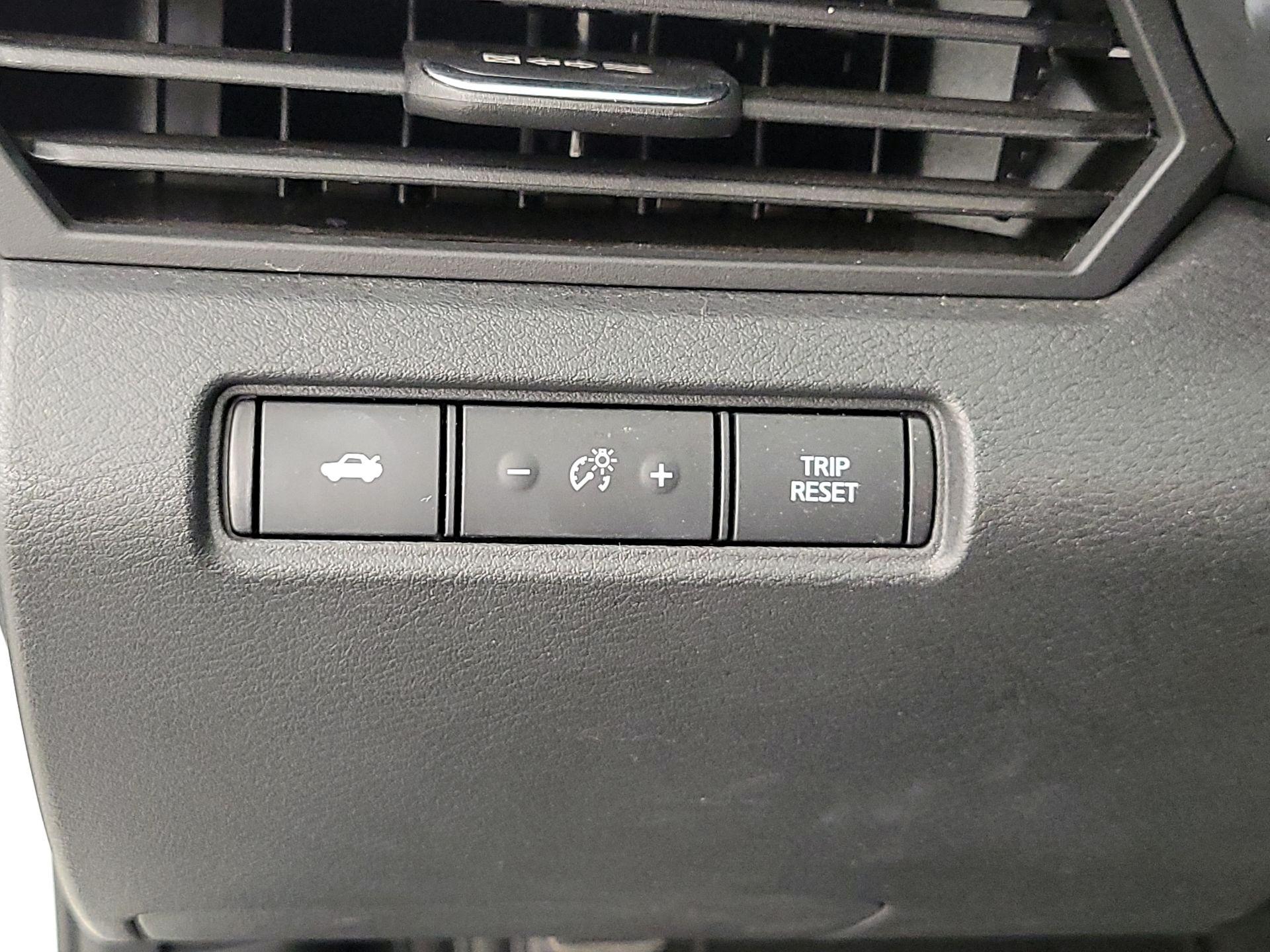 Thumbnail: 2021 Nissan Altima - 13