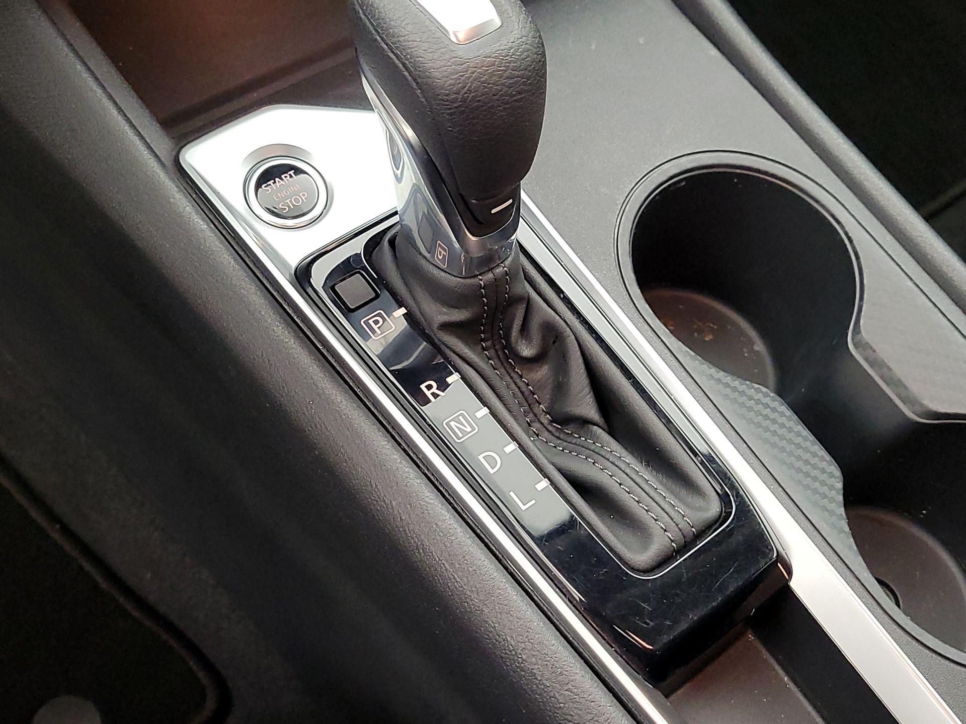 Thumbnail: 2021 Nissan Altima - 17