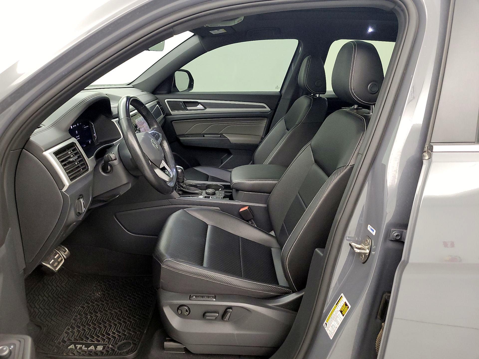 Thumbnail: 2022 Volkswagen Atlas - 11