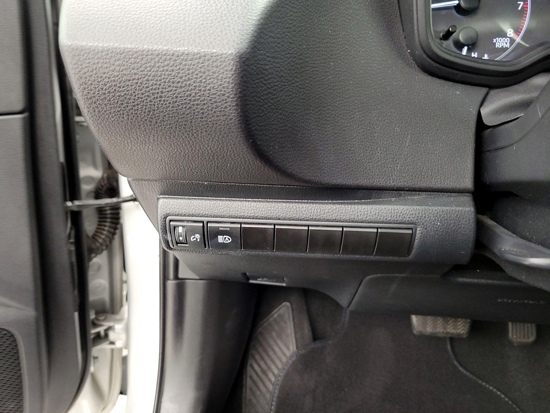 Thumbnail: 2024 Toyota Corolla - 13