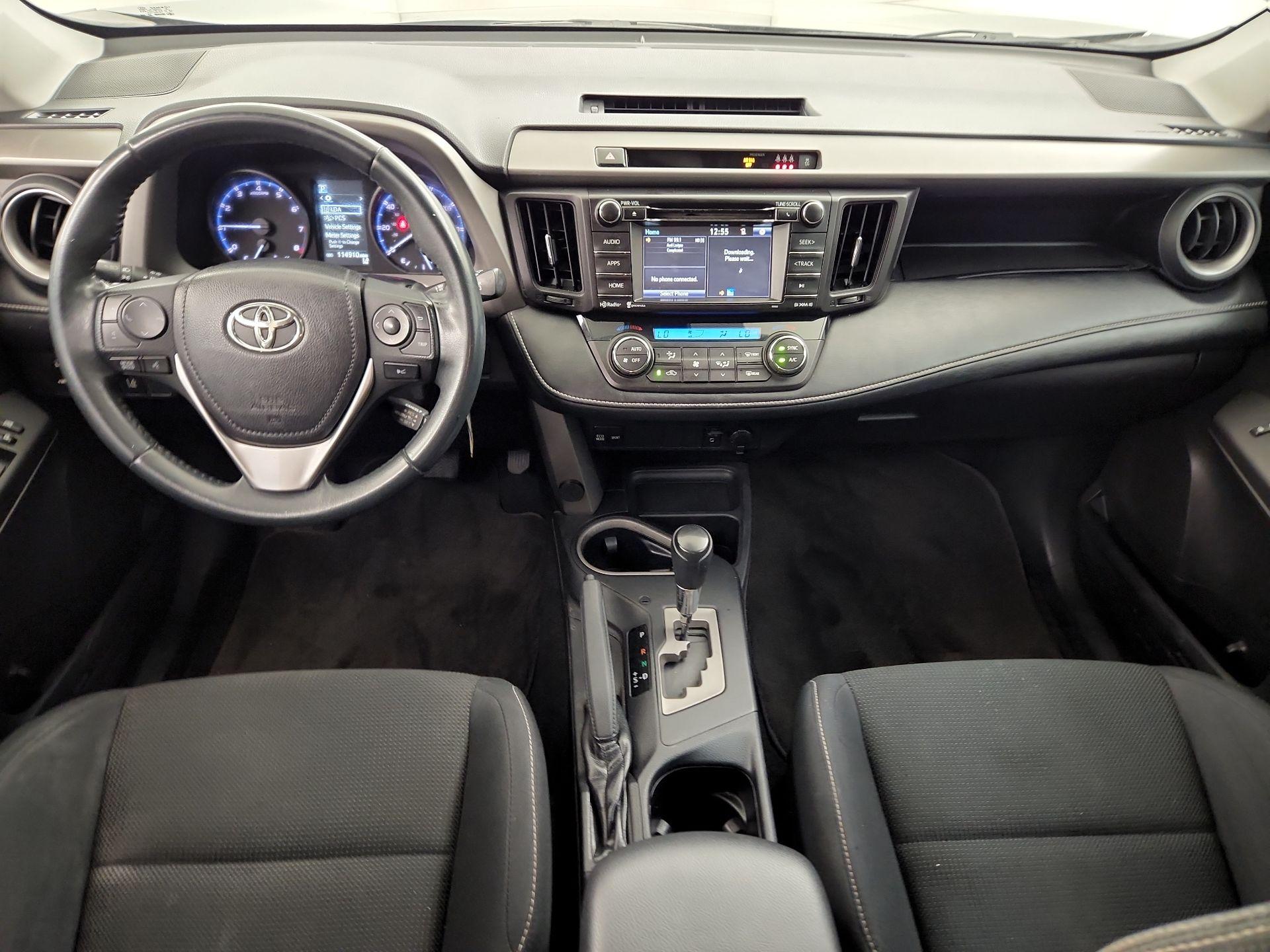 Thumbnail: 2017 Toyota RAV4 - 9
