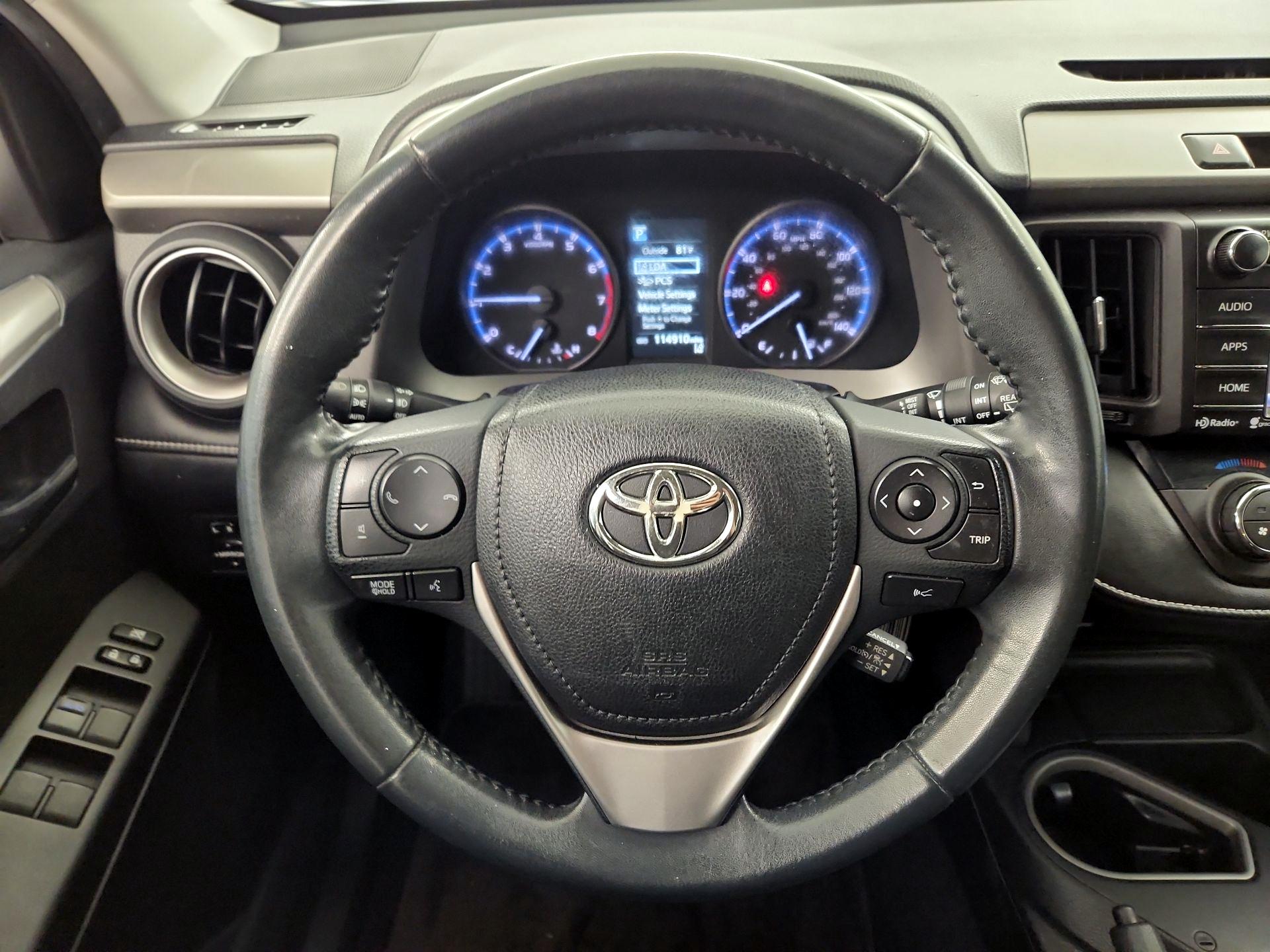 Thumbnail: 2017 Toyota RAV4 - 10