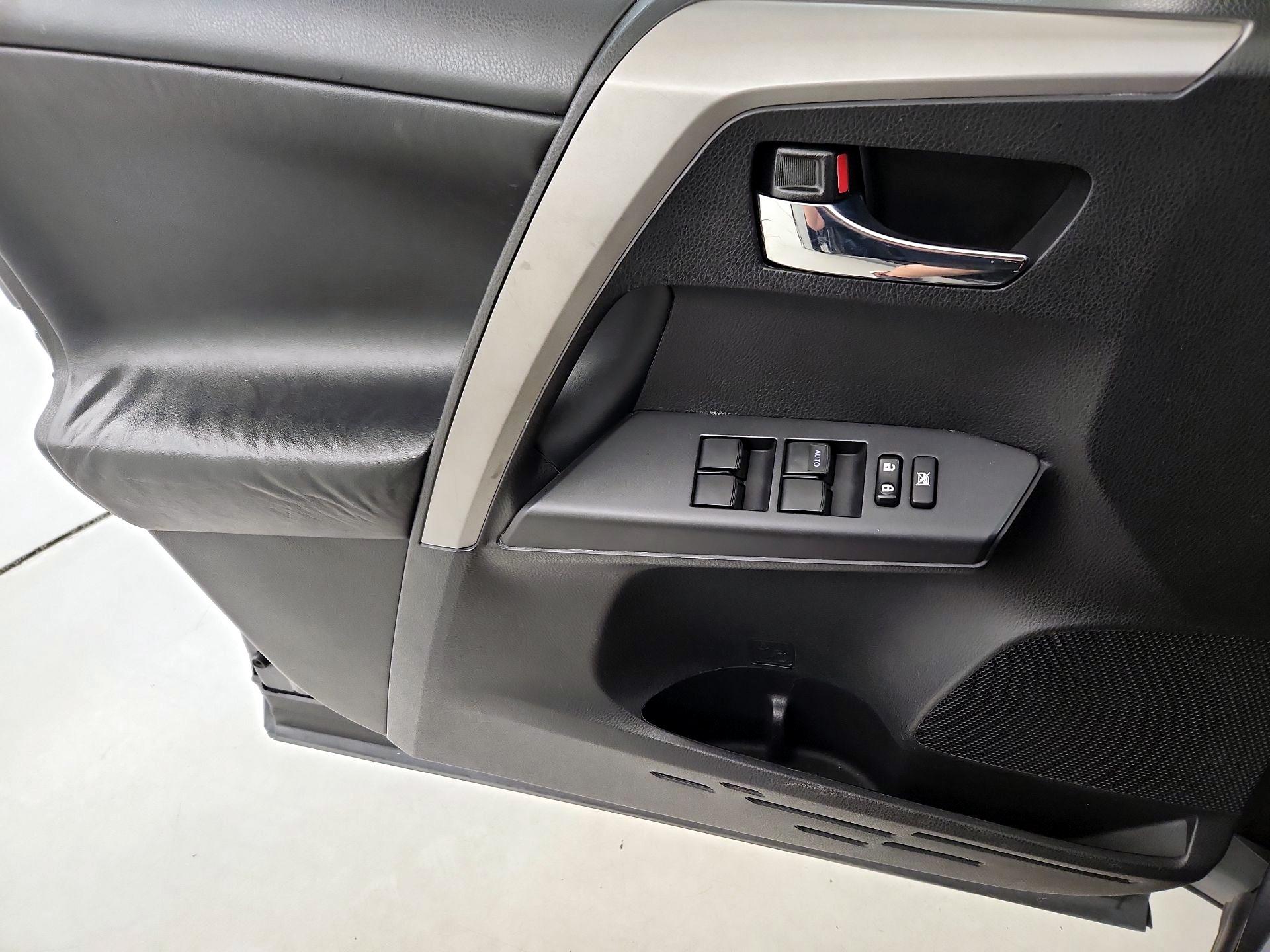 Thumbnail: 2017 Toyota RAV4 - 12