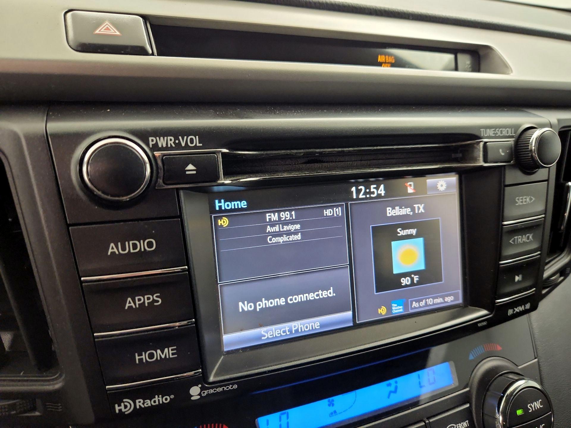 Thumbnail: 2017 Toyota RAV4 - 15