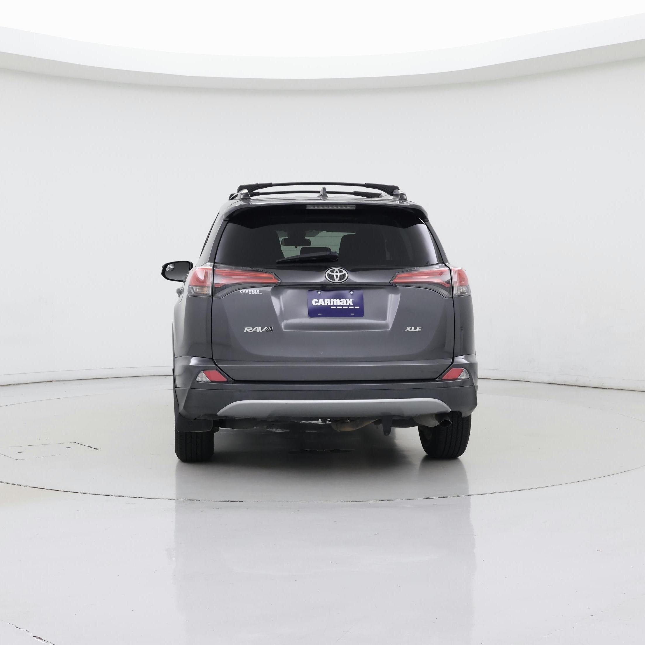 Thumbnail: 2017 Toyota RAV4 - 6