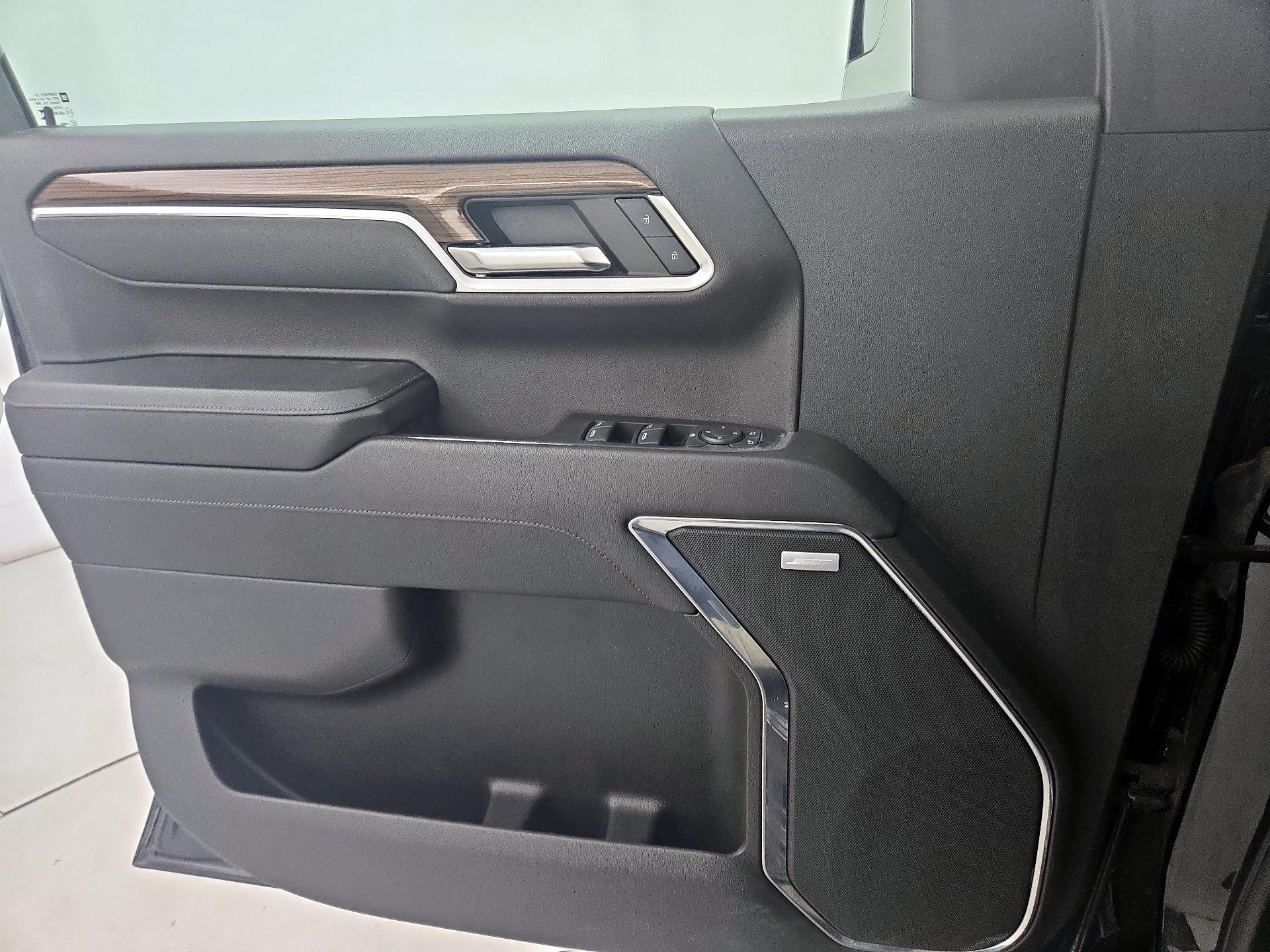 Thumbnail: 2023 Chevrolet Silverado 1500 - 12