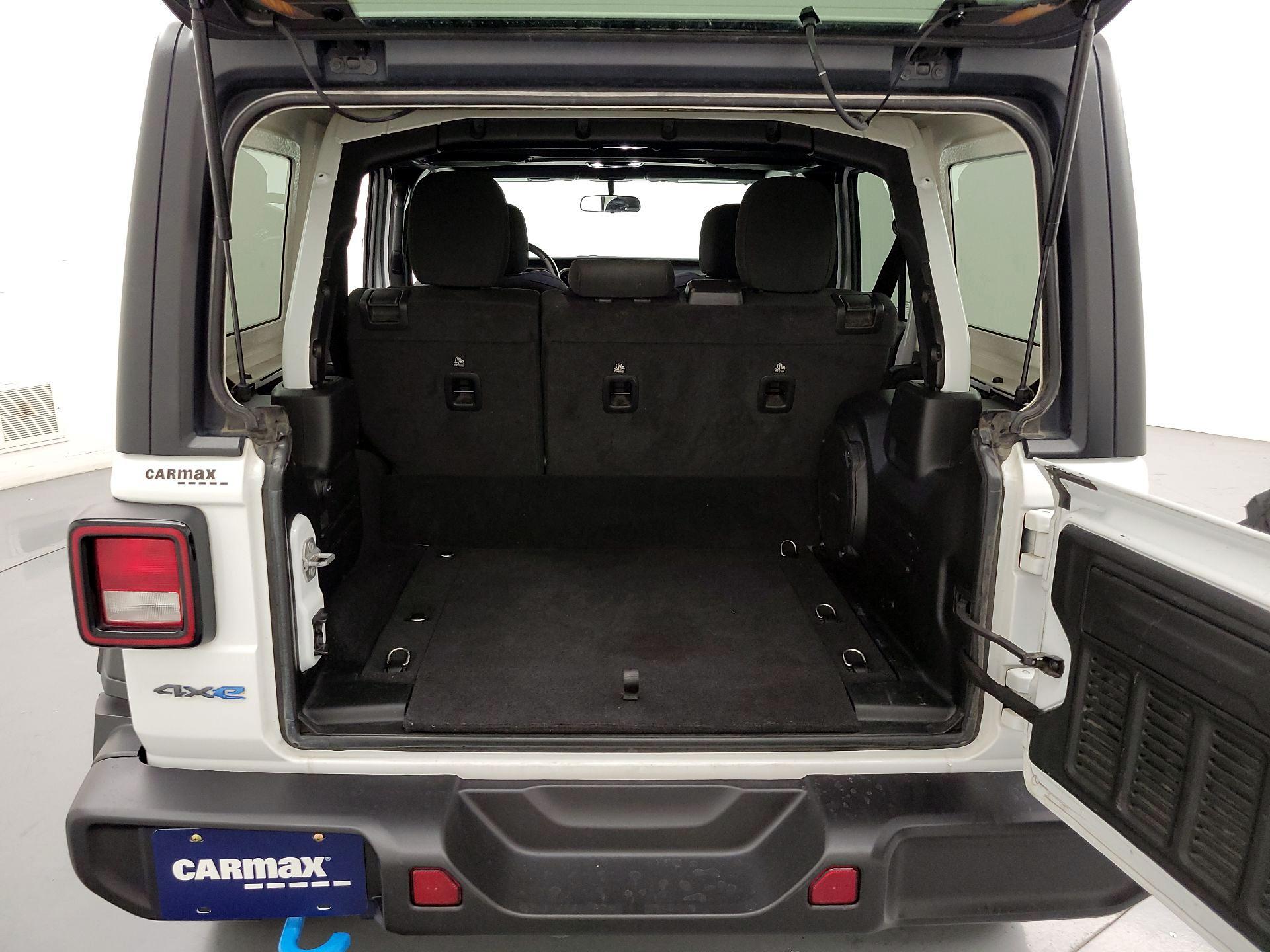 Thumbnail: 2023 Jeep Wrangler - 20