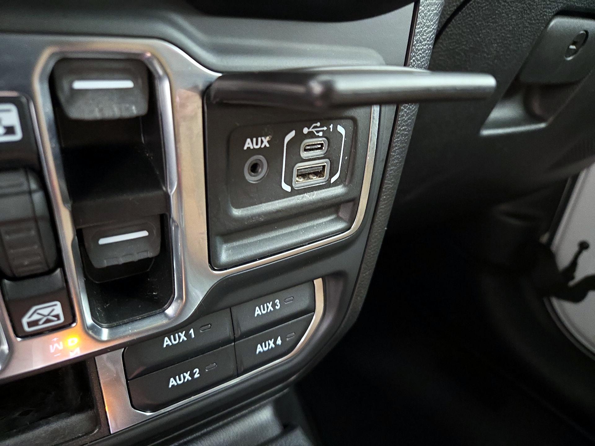 Thumbnail: 2021 Jeep Wrangler - 19