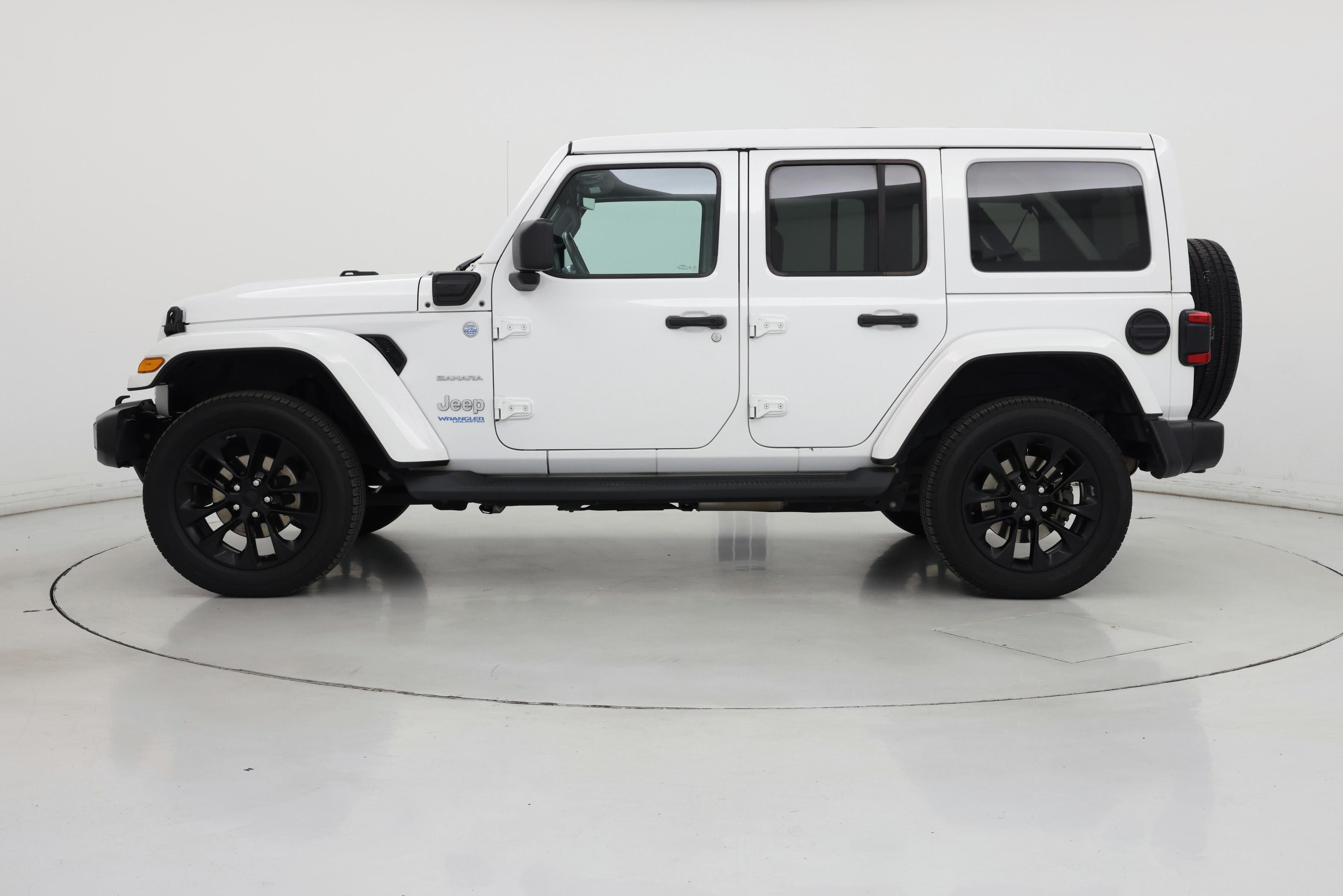 Thumbnail: 2021 Jeep Wrangler - 3