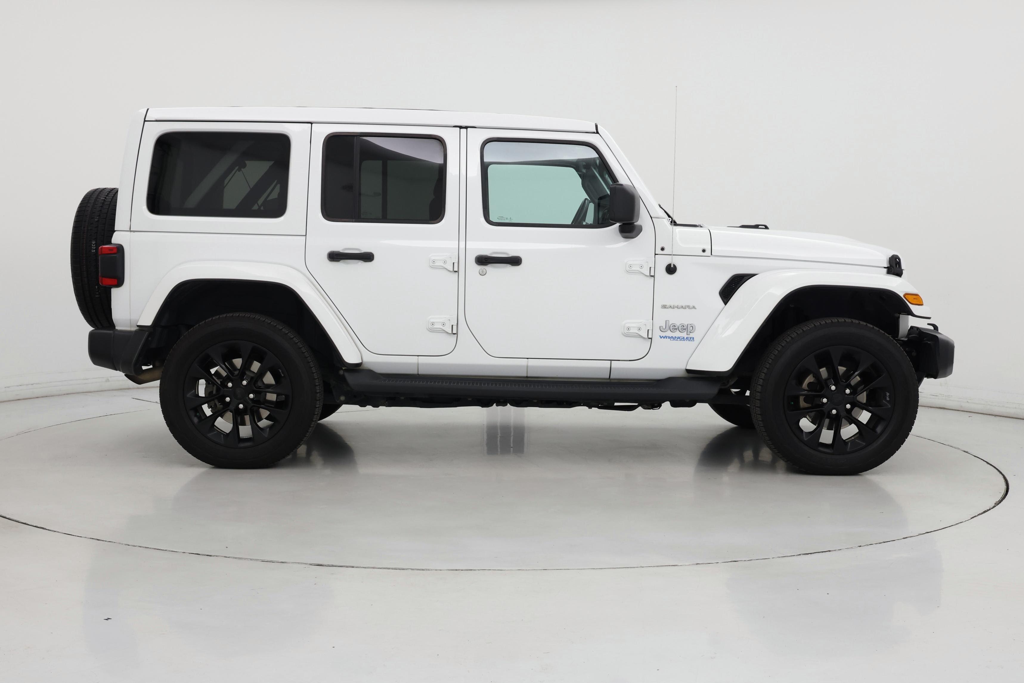 Thumbnail: 2021 Jeep Wrangler - 7