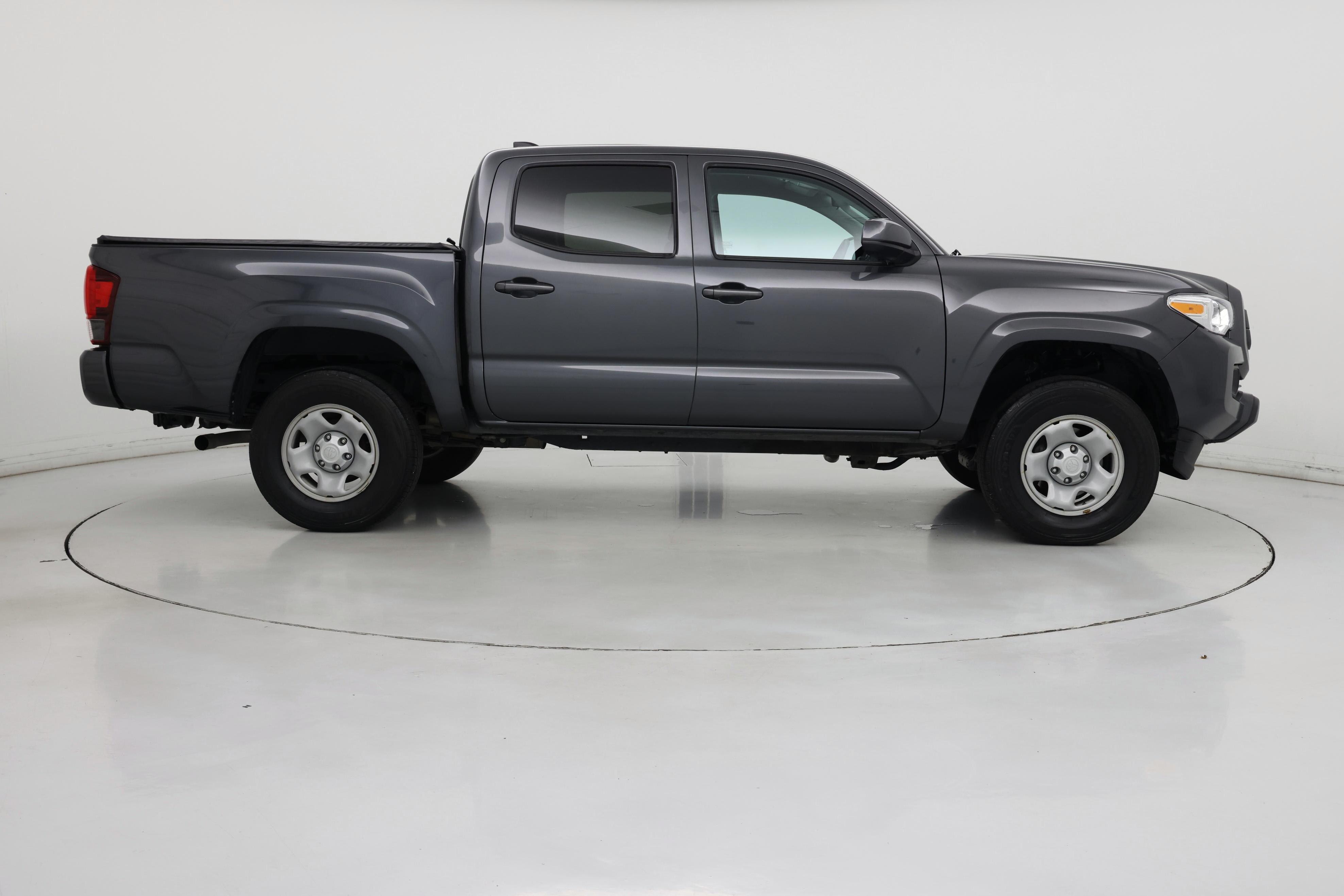 Thumbnail: 2022 Toyota Tacoma - 7