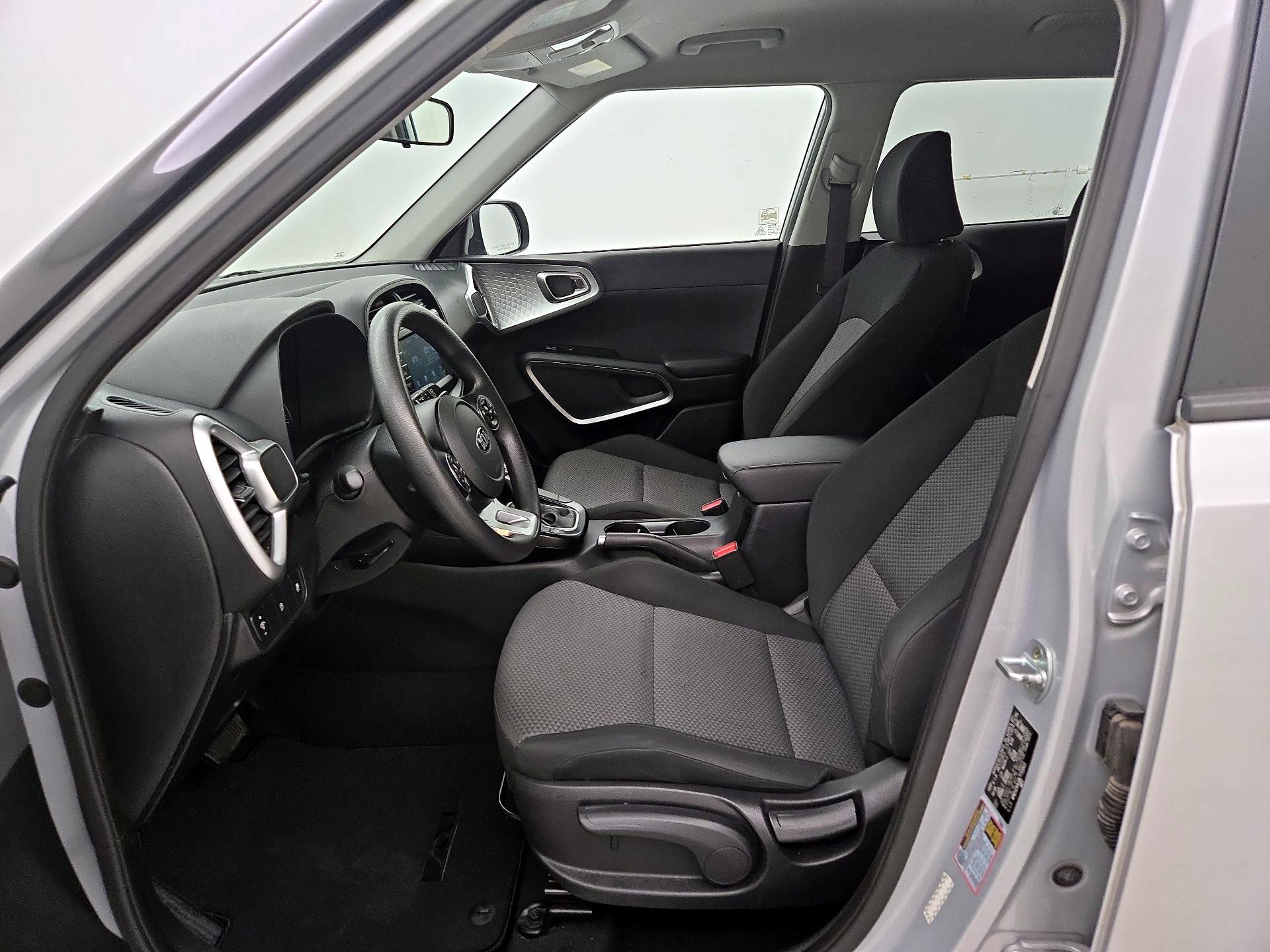 Thumbnail: 2020 Kia Soul - 11