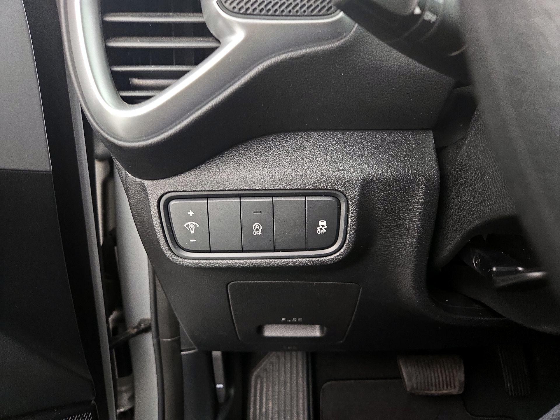 Thumbnail: 2020 Kia Soul - 13