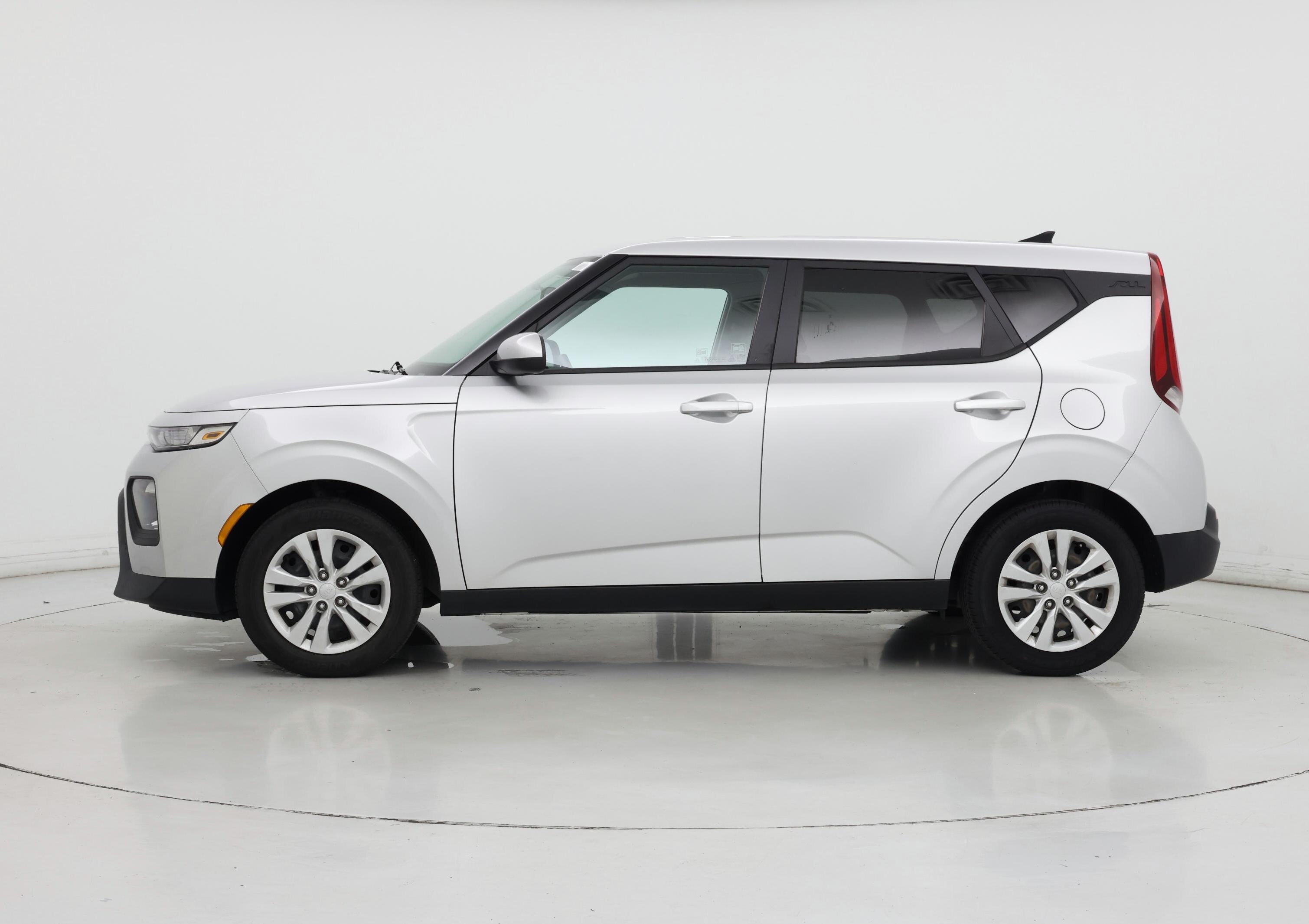 Thumbnail: 2020 Kia Soul - 3