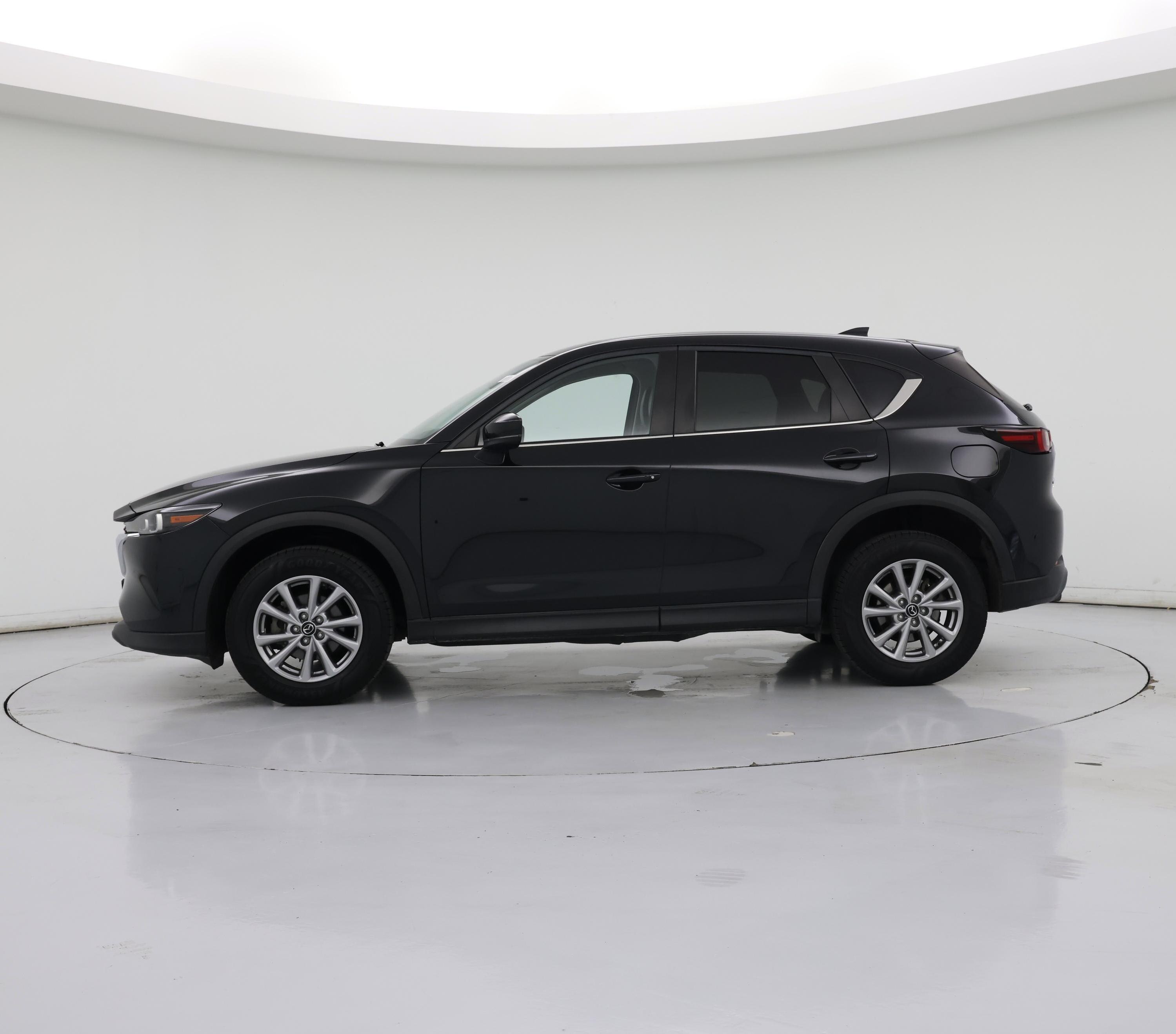Thumbnail: 2023 Mazda CX-5 - 3