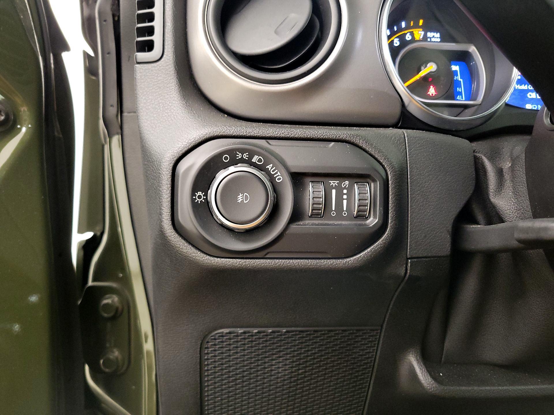 Thumbnail: 2021 Jeep Wrangler - 13