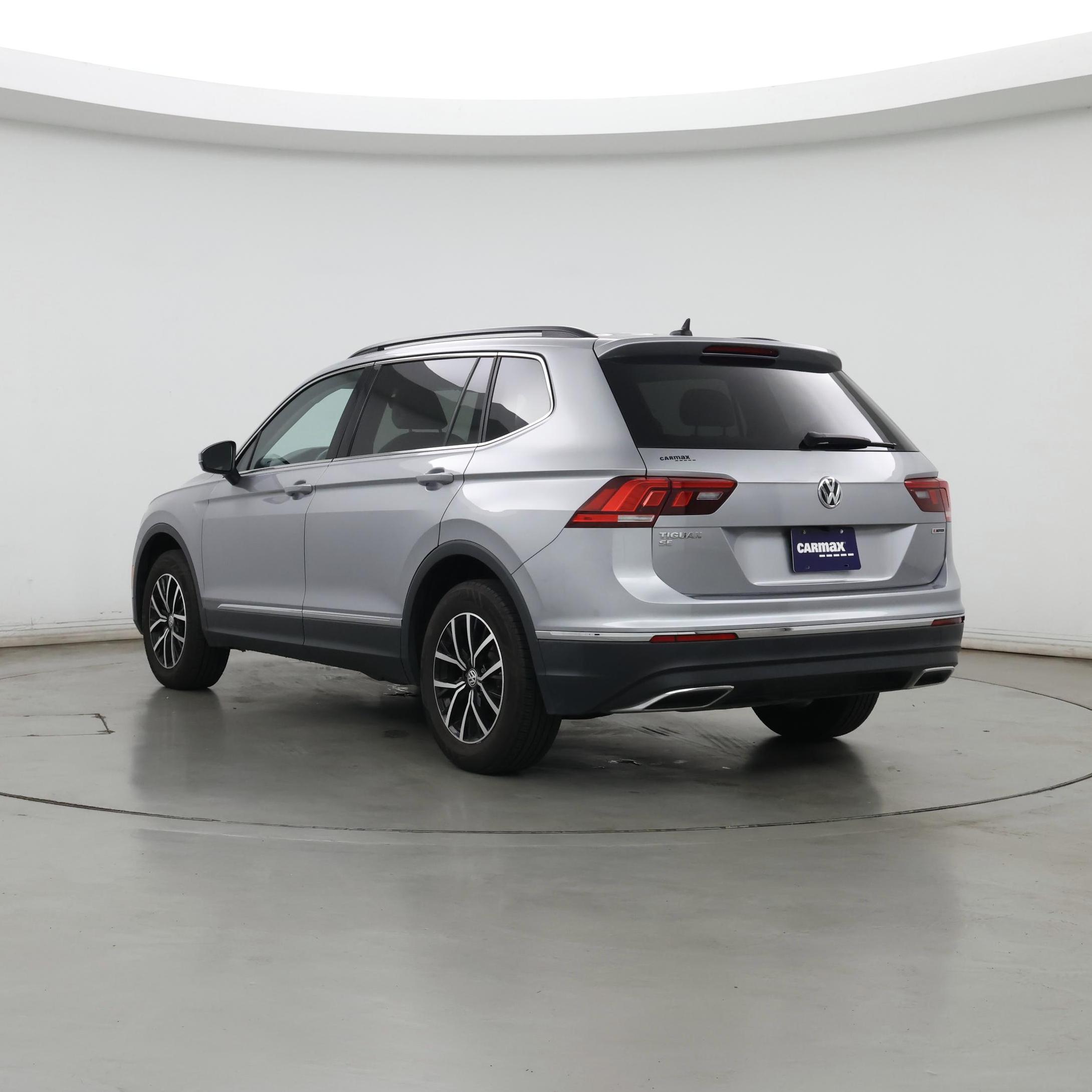 Thumbnail: 2021 Volkswagen Tiguan - 2