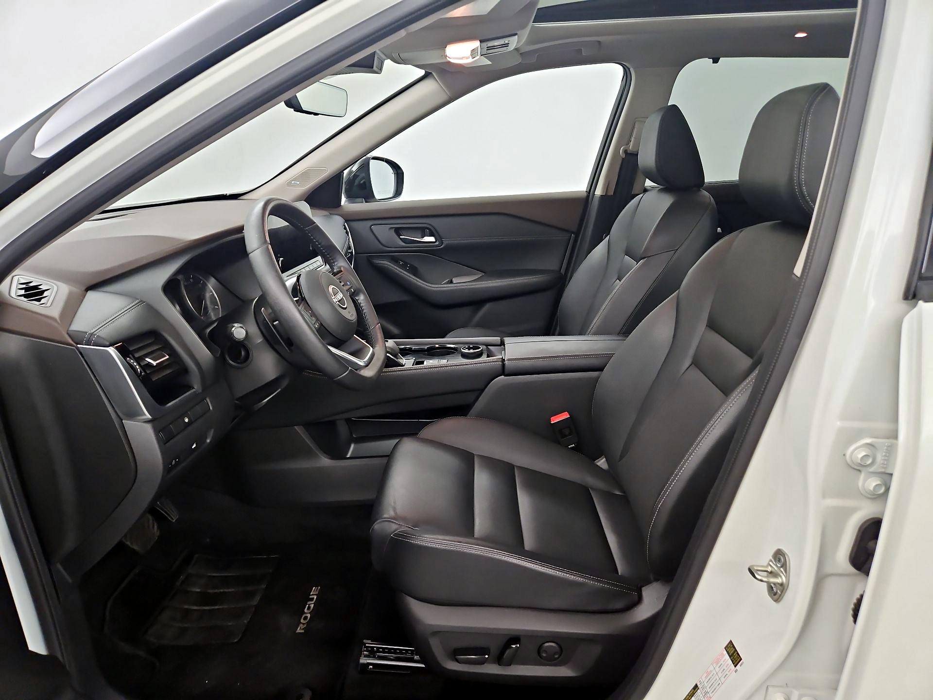 Thumbnail: 2023 Nissan Rogue - 11