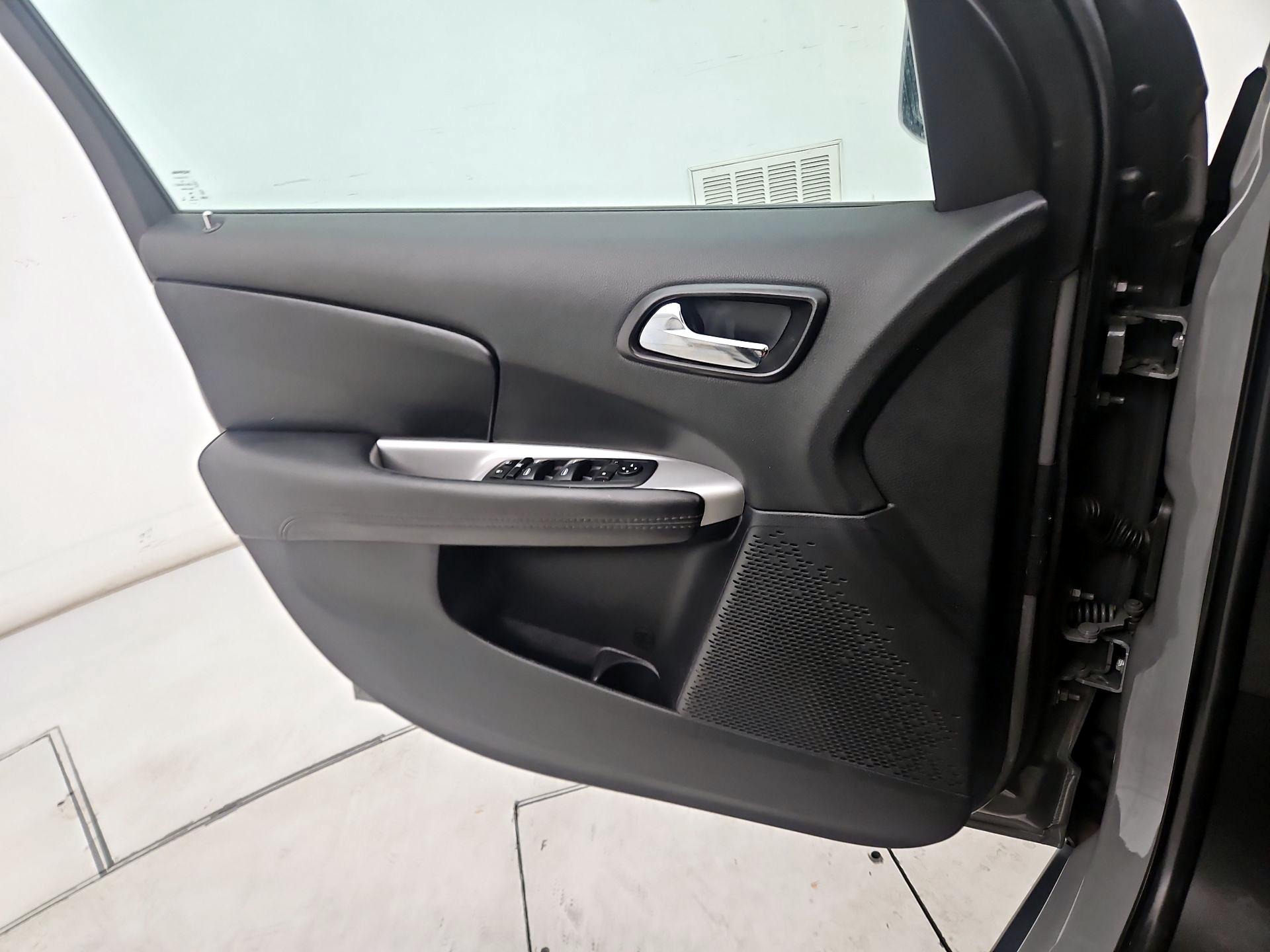 Thumbnail: 2020 Dodge Journey - 12