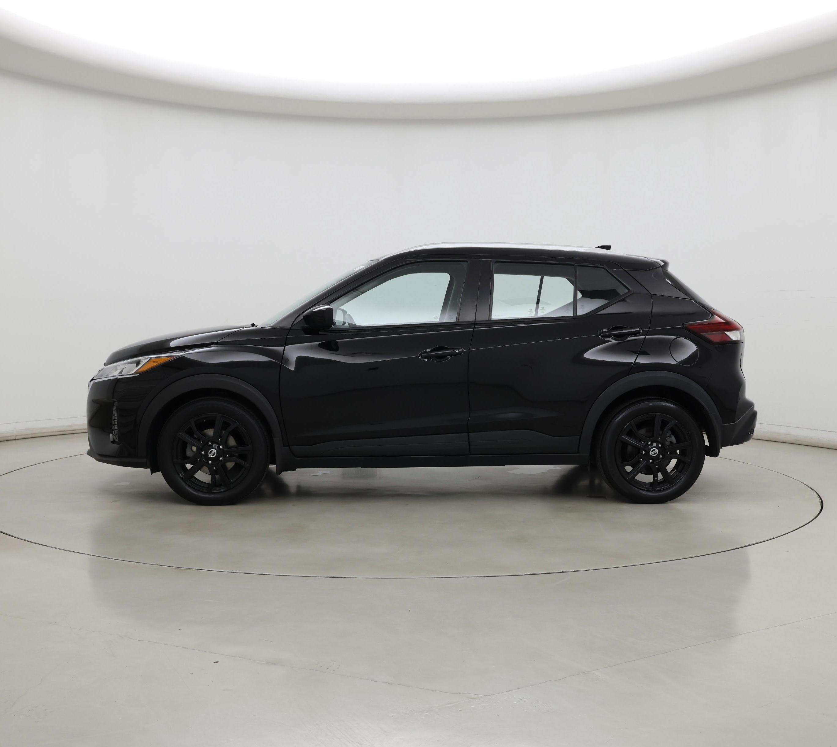 Thumbnail: 2021 Nissan Kicks - 3