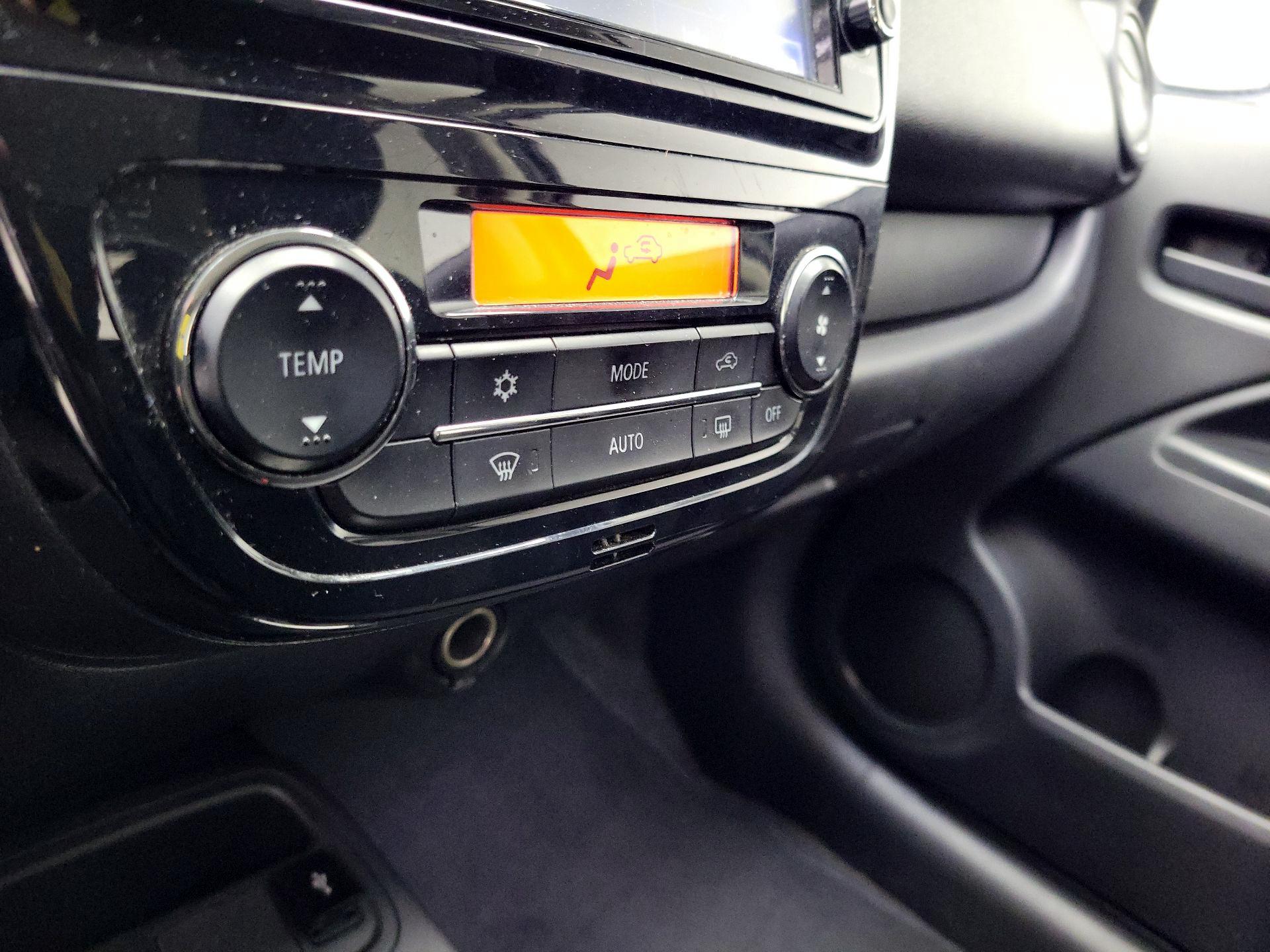 Thumbnail: 2020 Mitsubishi Mirage - 16