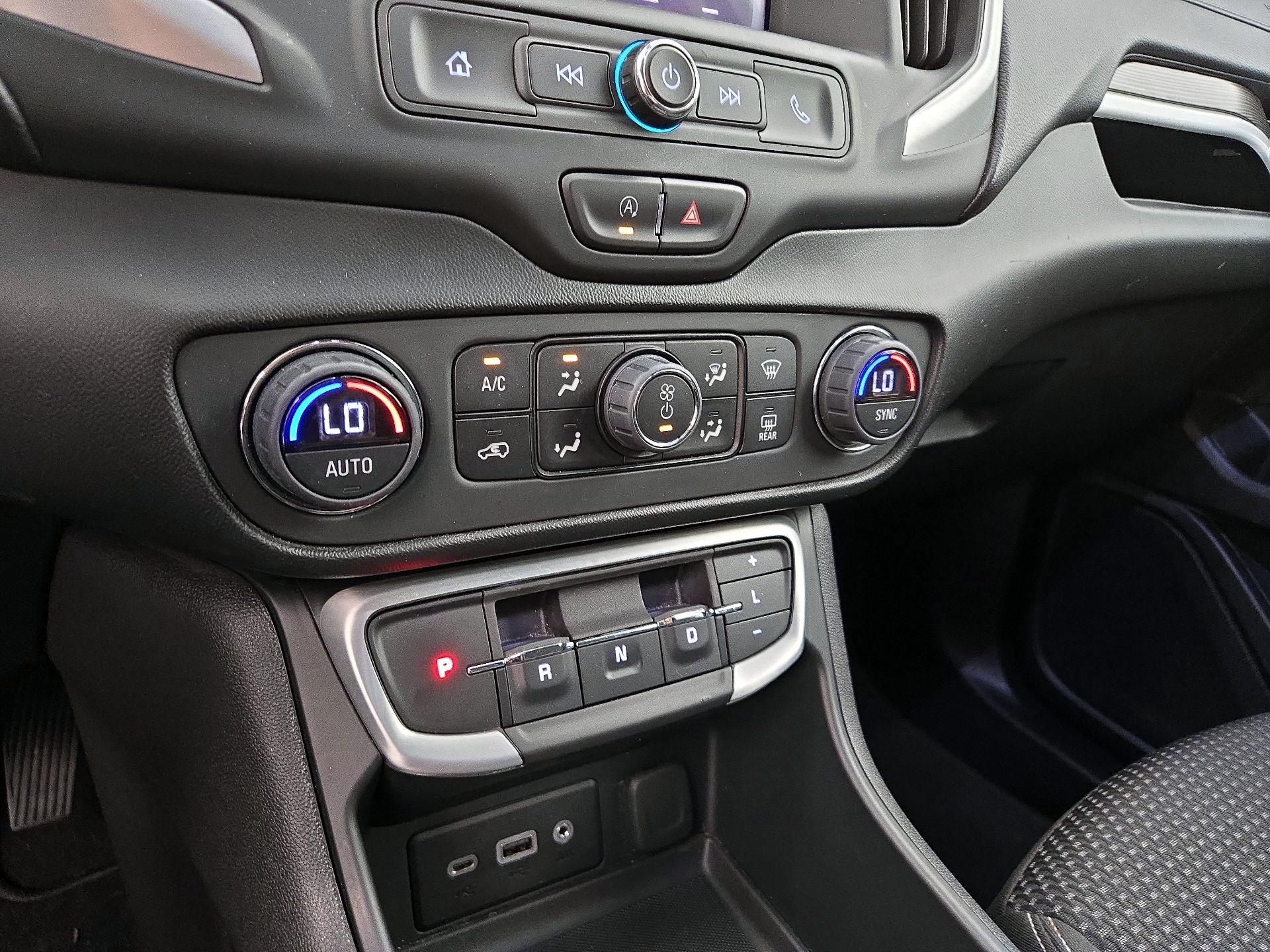 Thumbnail: 2022 GMC Terrain - 16