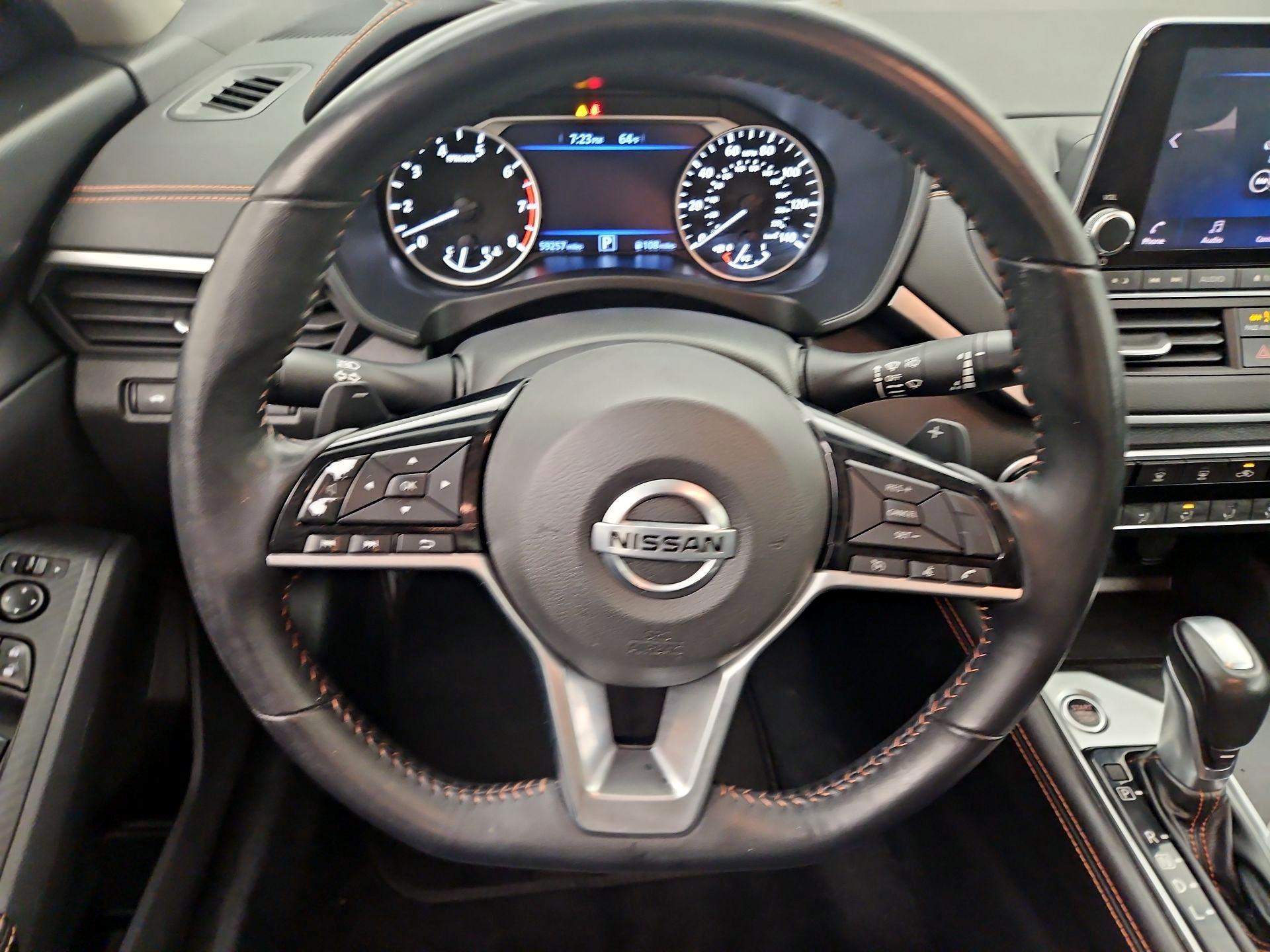 Thumbnail: 2020 Nissan Altima - 10