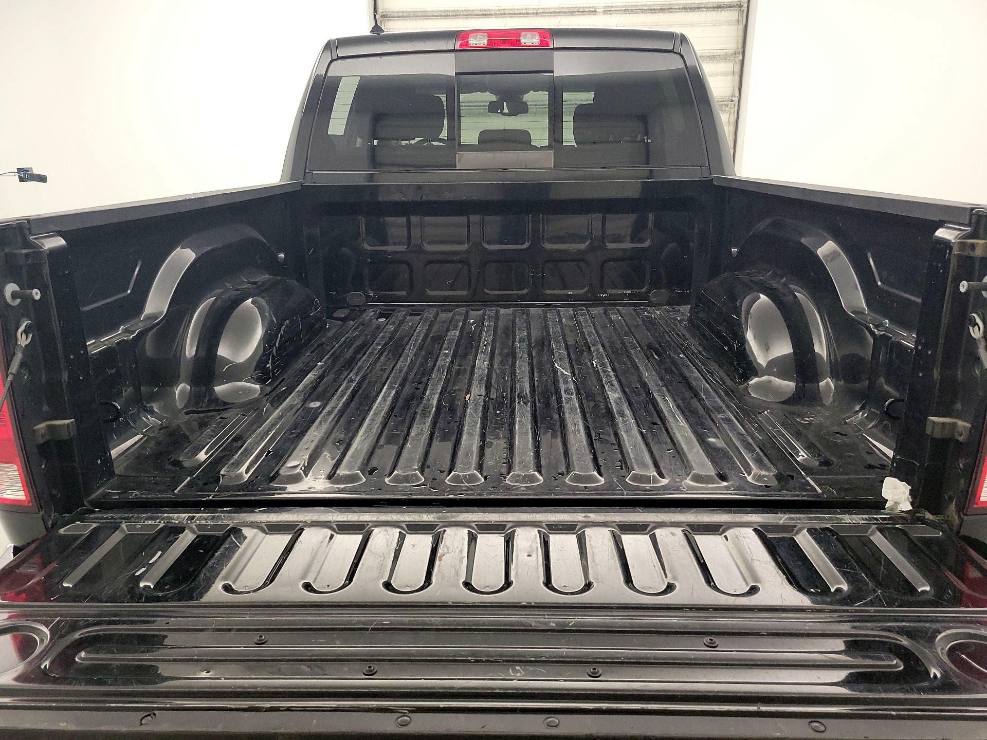 Thumbnail: 2023 RAM 1500 Classic - 19