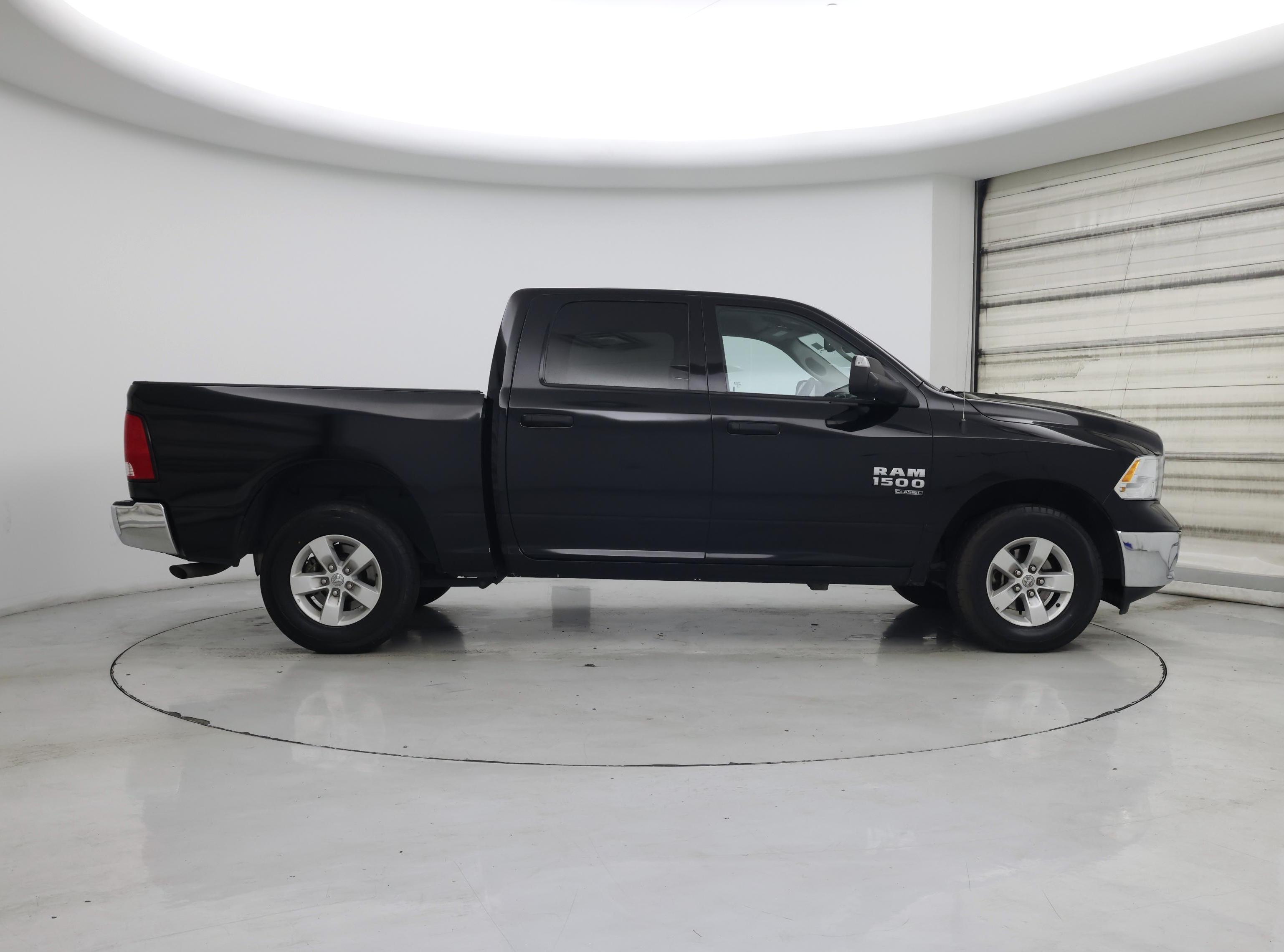 Thumbnail: 2023 RAM 1500 Classic - 7