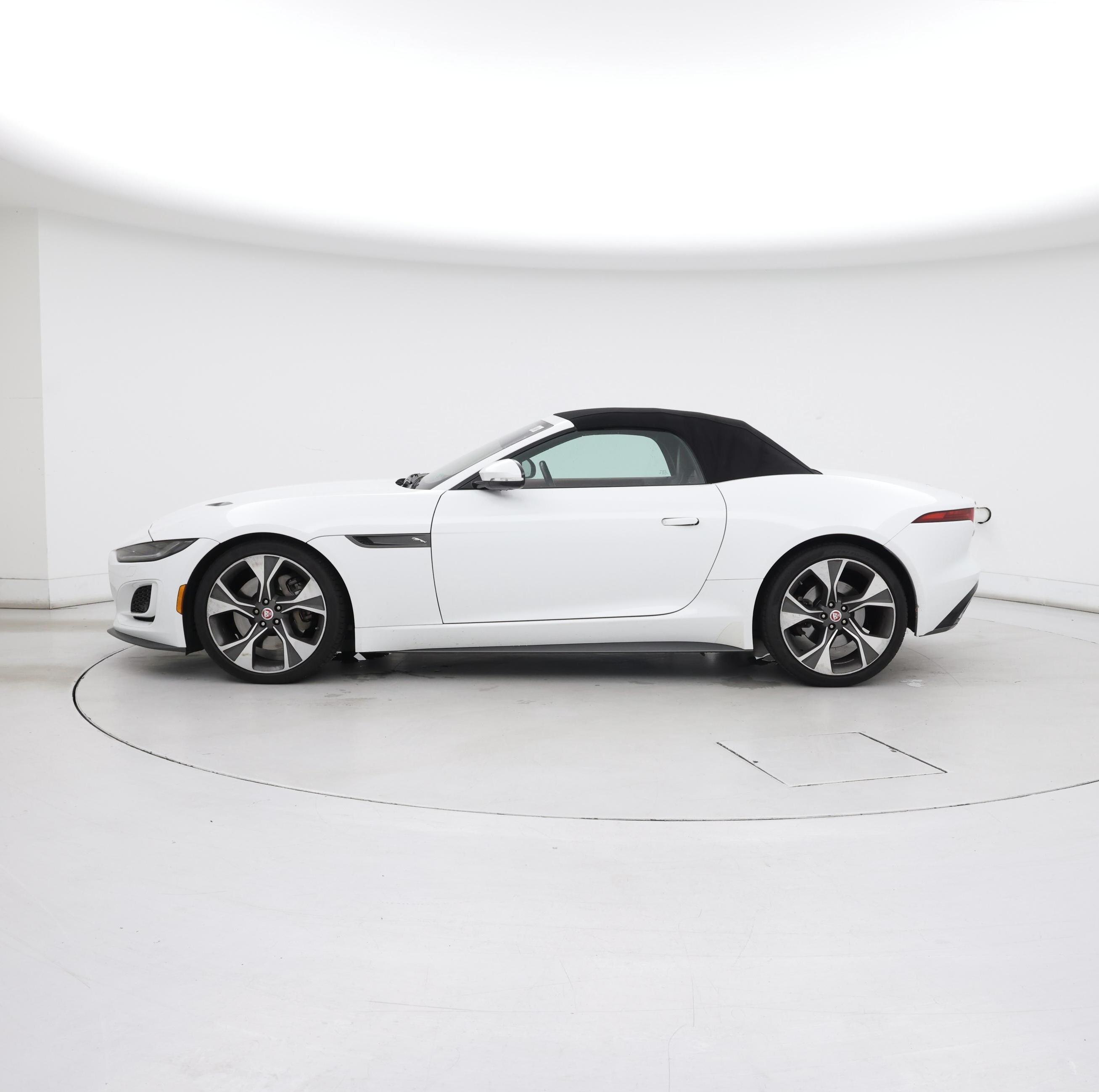 Thumbnail: 2021 Jaguar F-Type - 3