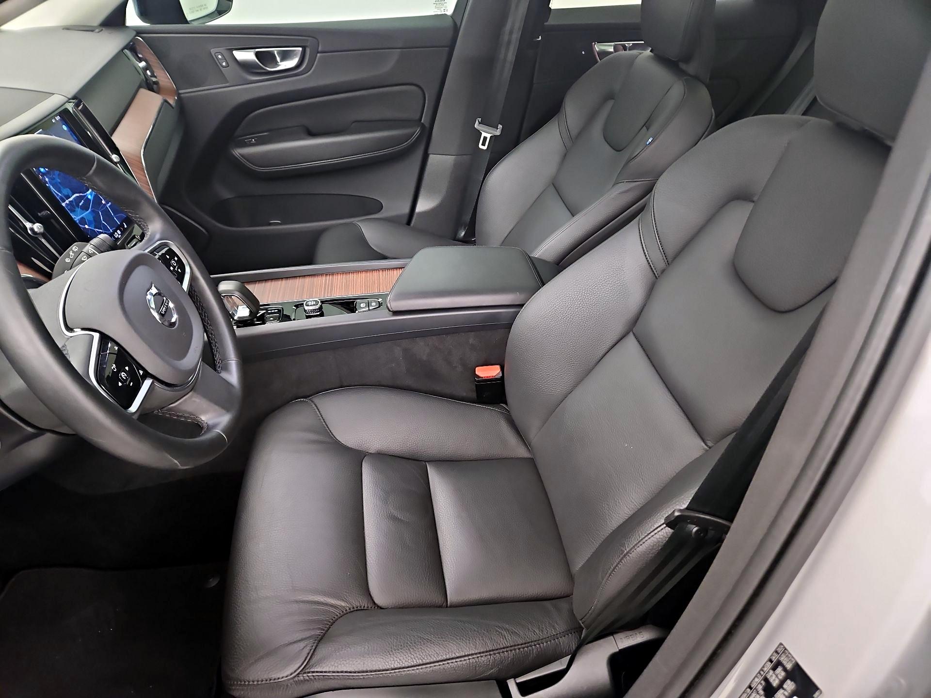 Thumbnail: 2024 Volvo XC60 - 11