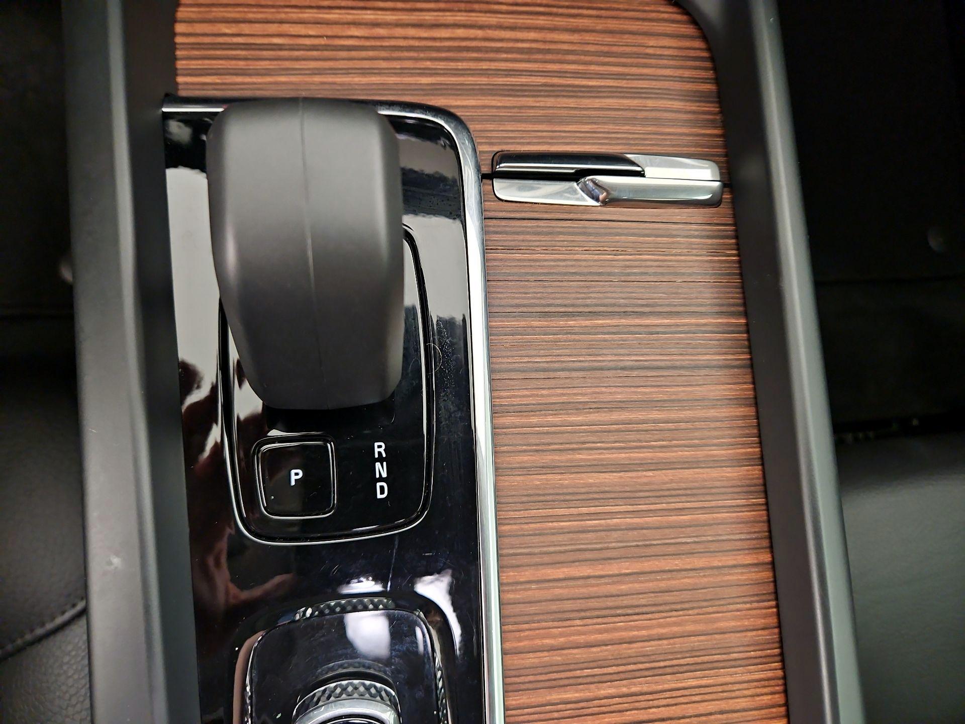 Thumbnail: 2024 Volvo XC60 - 18