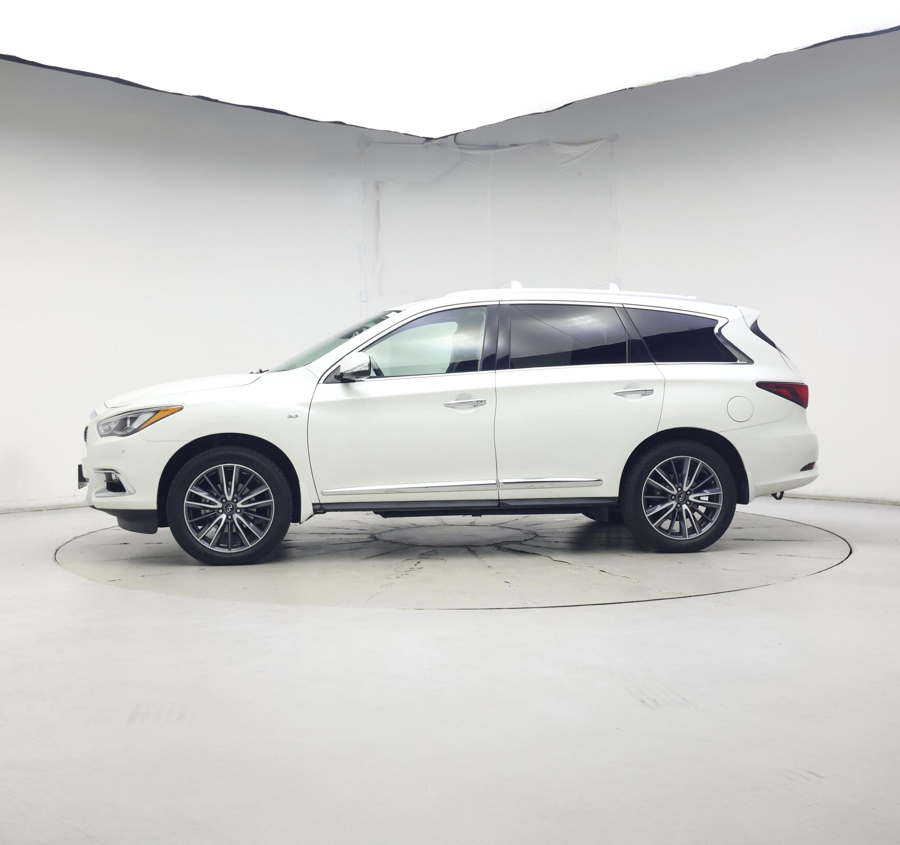 Thumbnail: 2019 INFINITI QX60 - 3