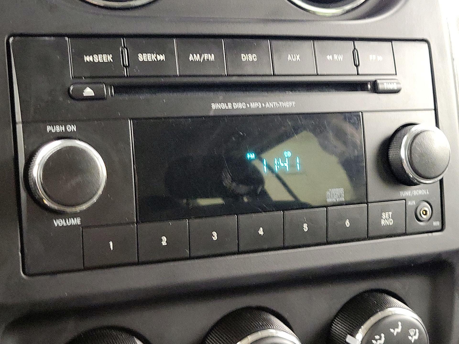 Thumbnail: 2015 Jeep Patriot - 13