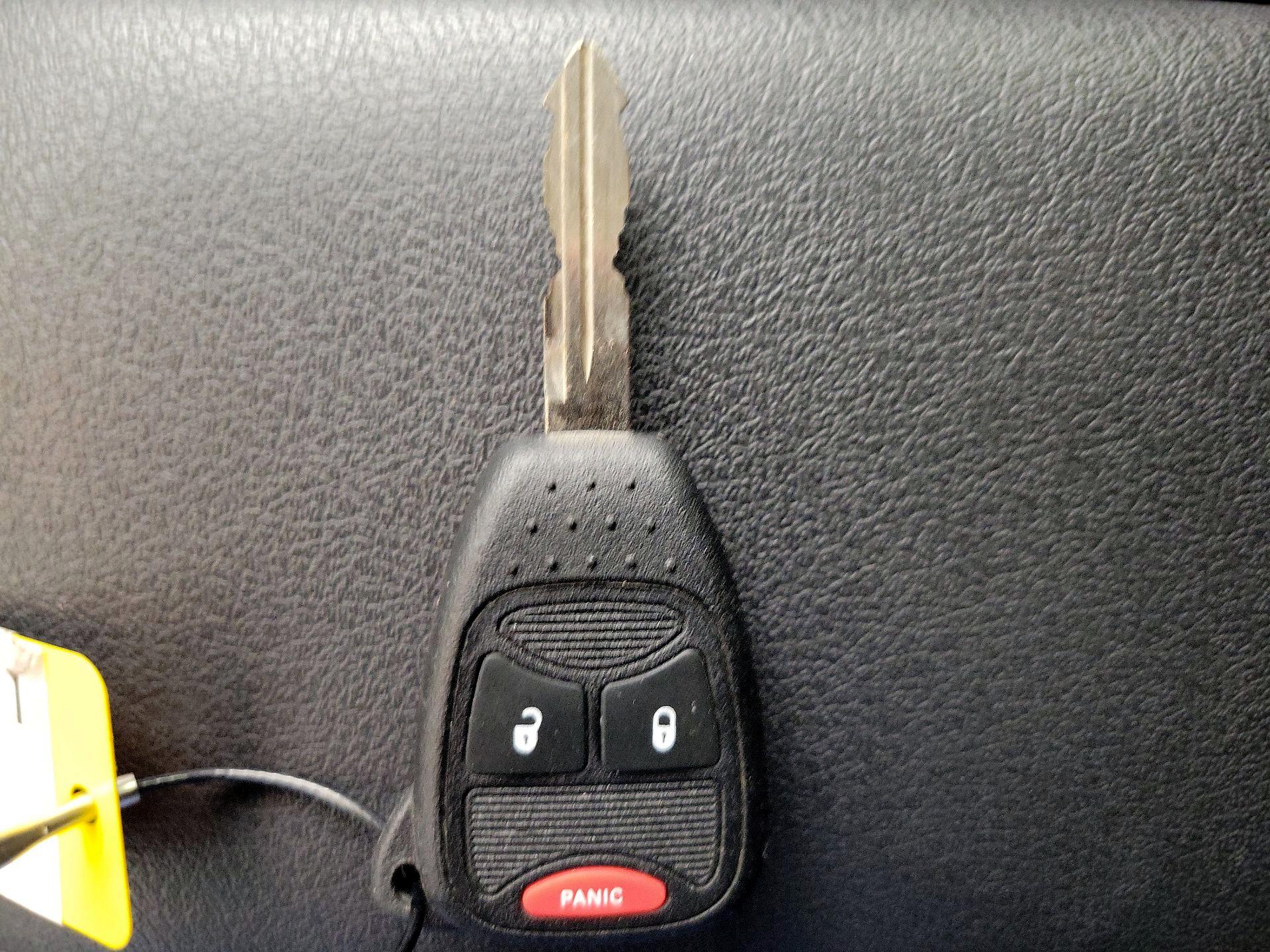 Thumbnail: 2015 Jeep Patriot - 19