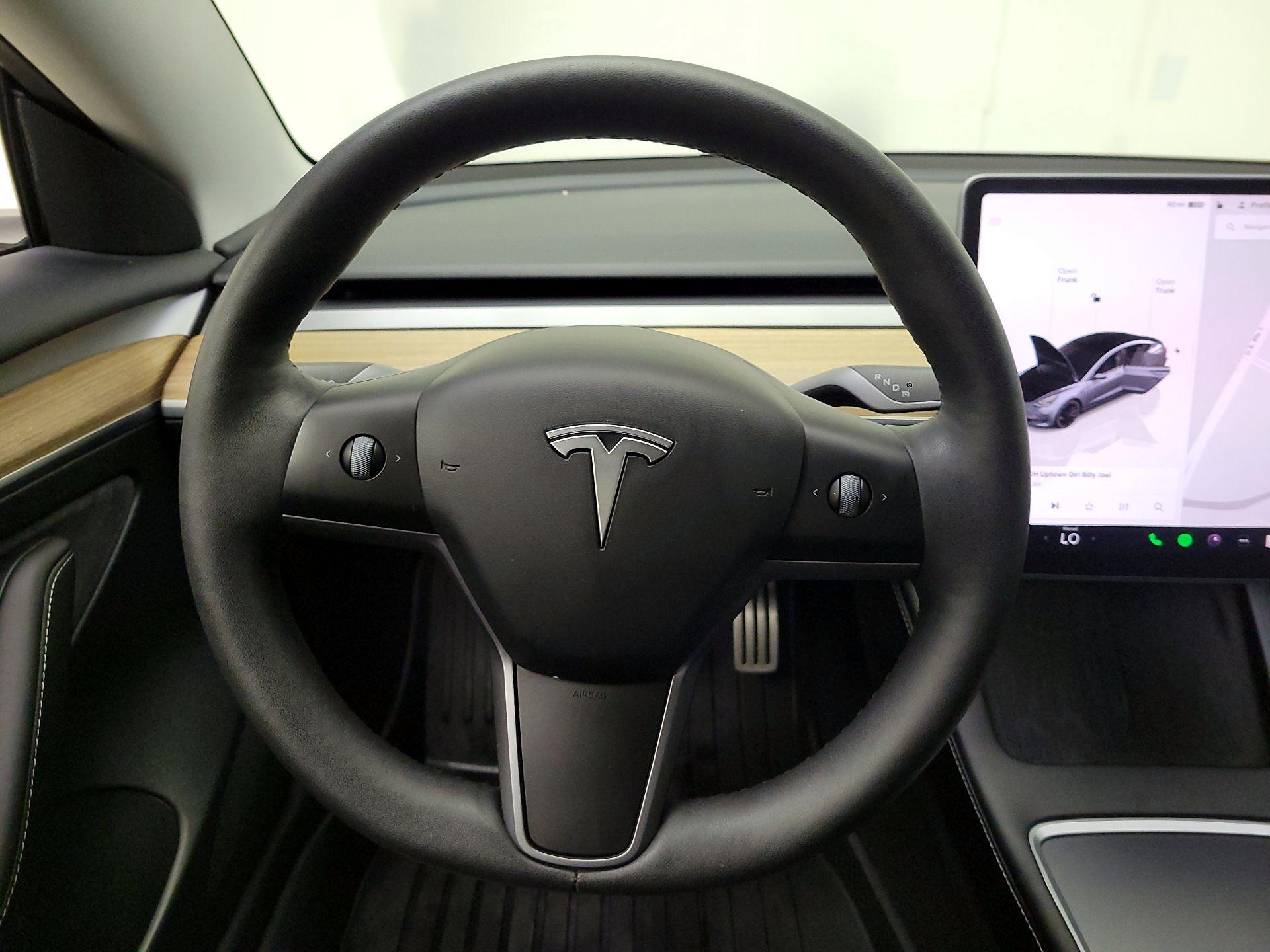Thumbnail: 2023 Tesla Model 3 - 10