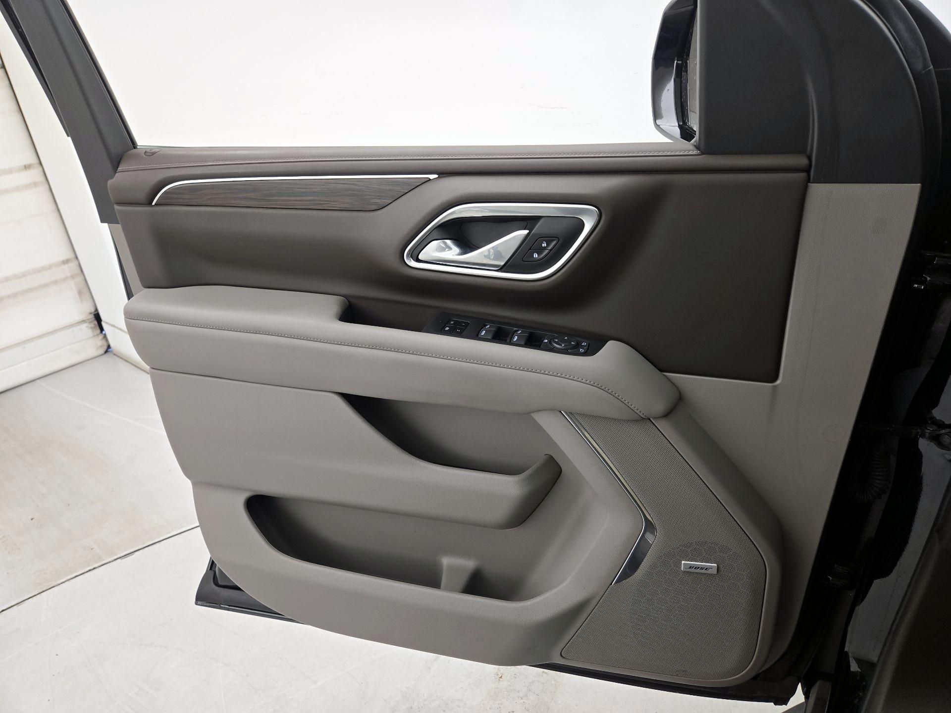 Thumbnail: 2021 Chevrolet Suburban - 12