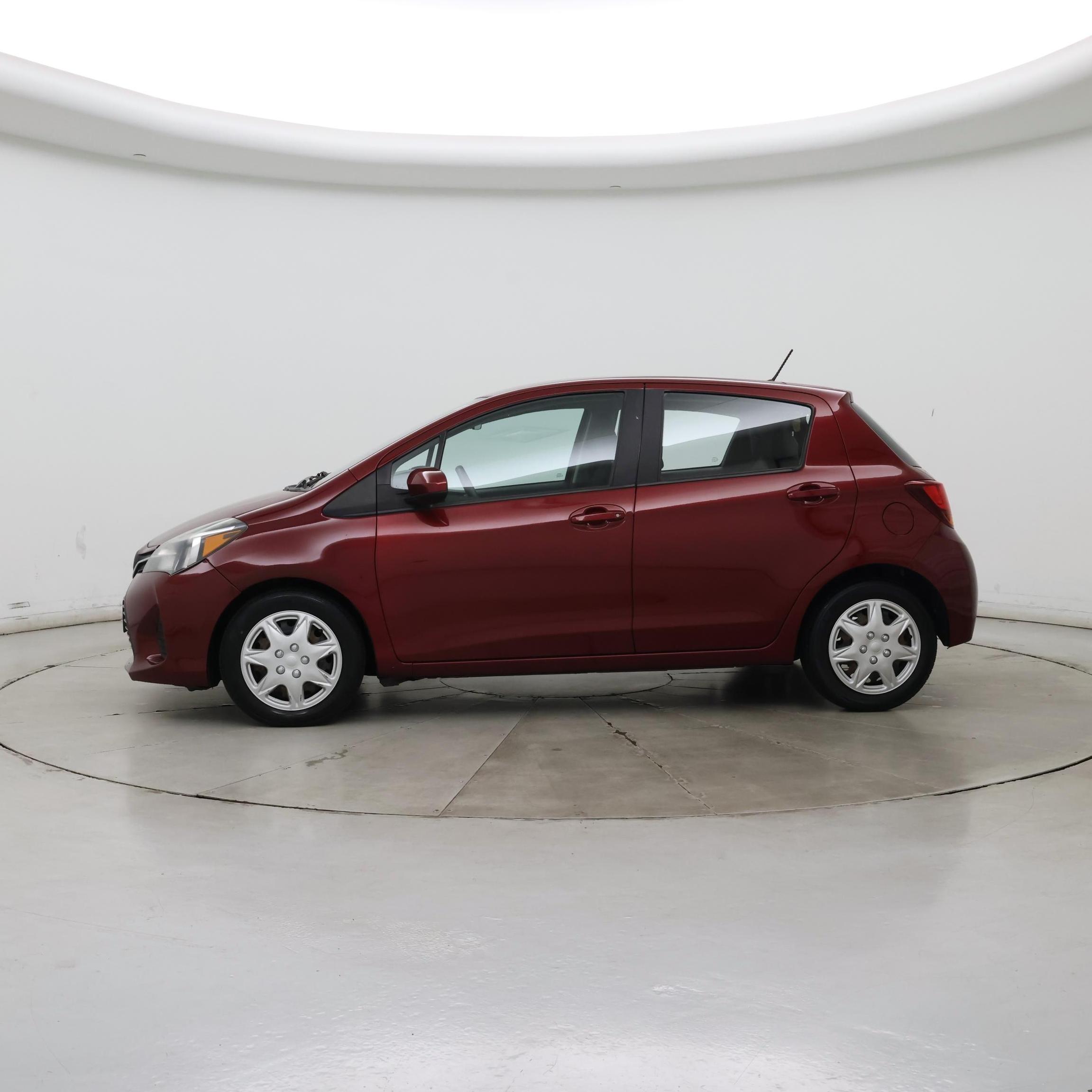 Thumbnail: 2017 Toyota Yaris - 3