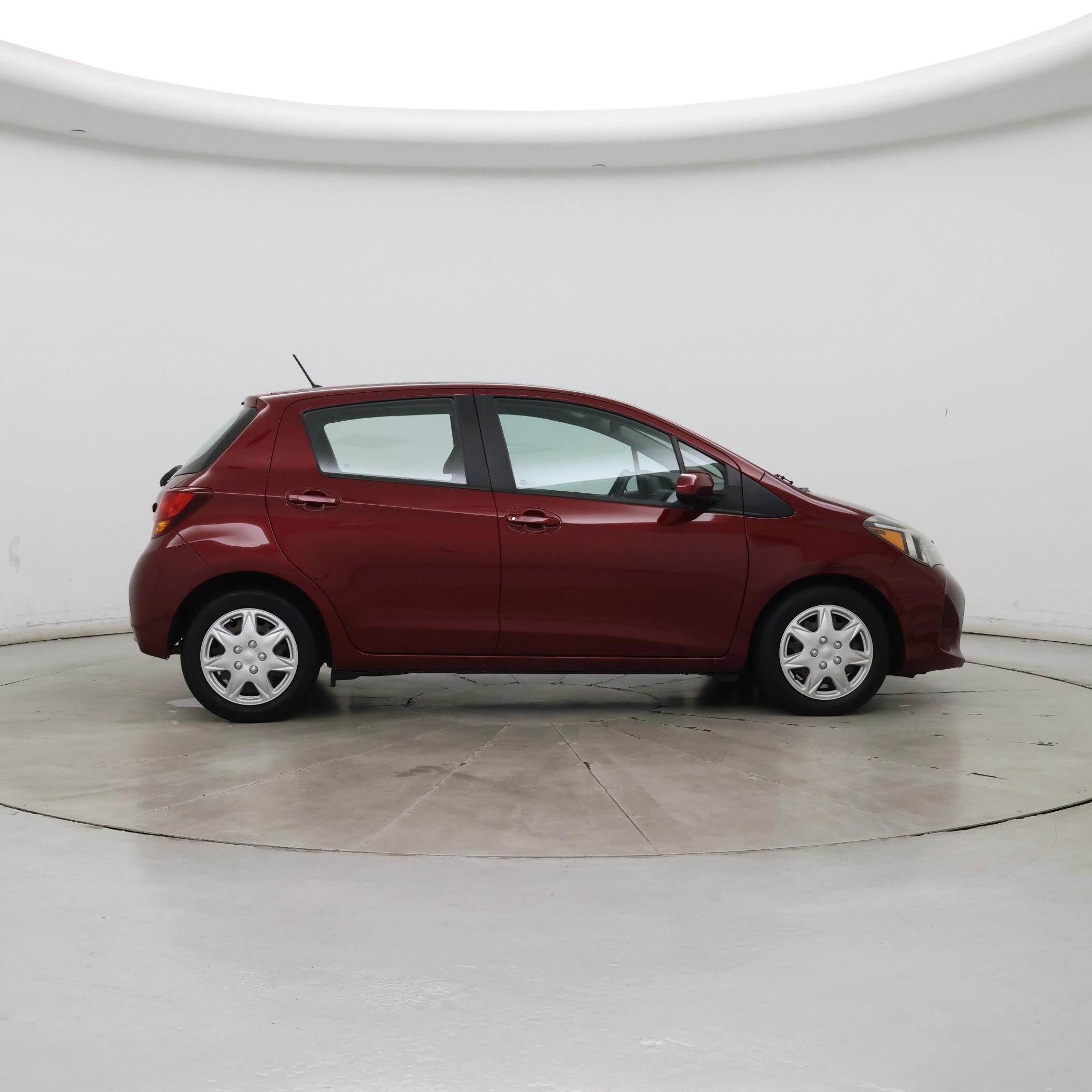 Thumbnail: 2017 Toyota Yaris - 7