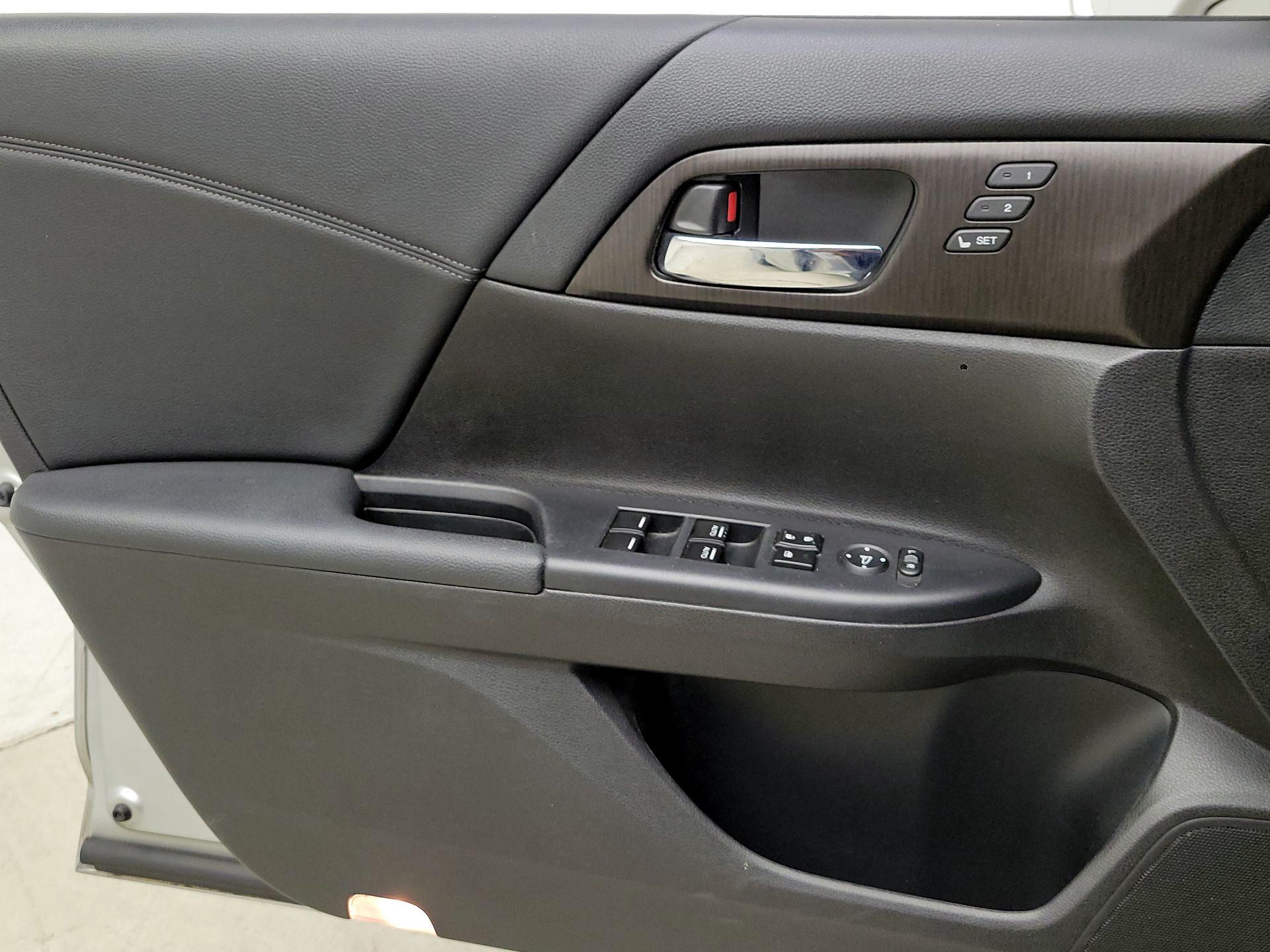 Thumbnail: 2014 Honda Accord - 12