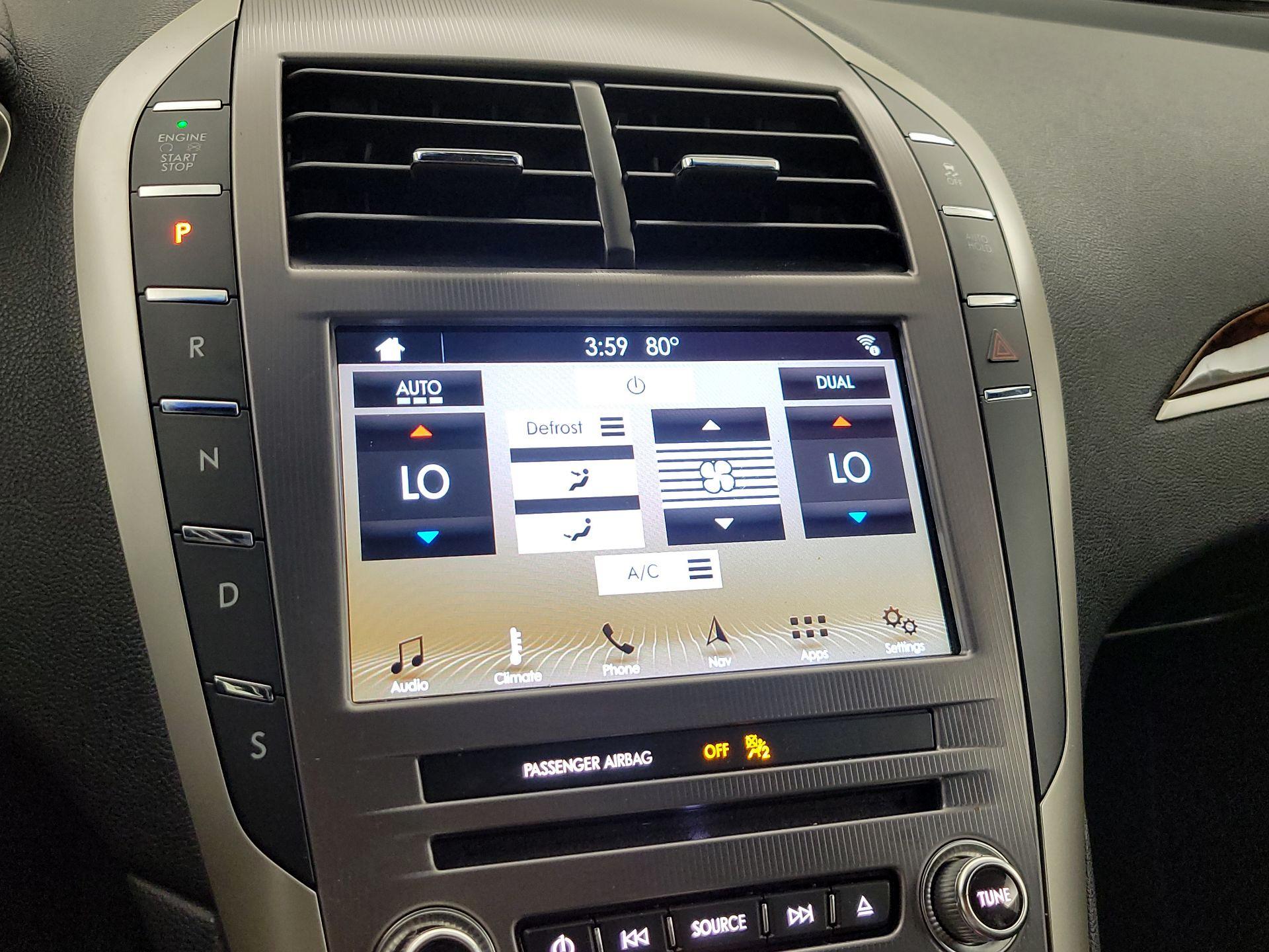 Thumbnail: 2017 Lincoln MKZ - 17