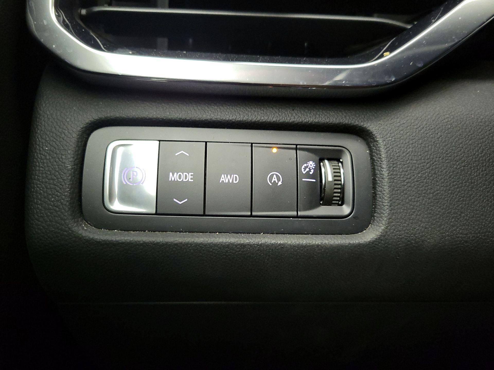 Thumbnail: 2025 GMC Acadia - 13