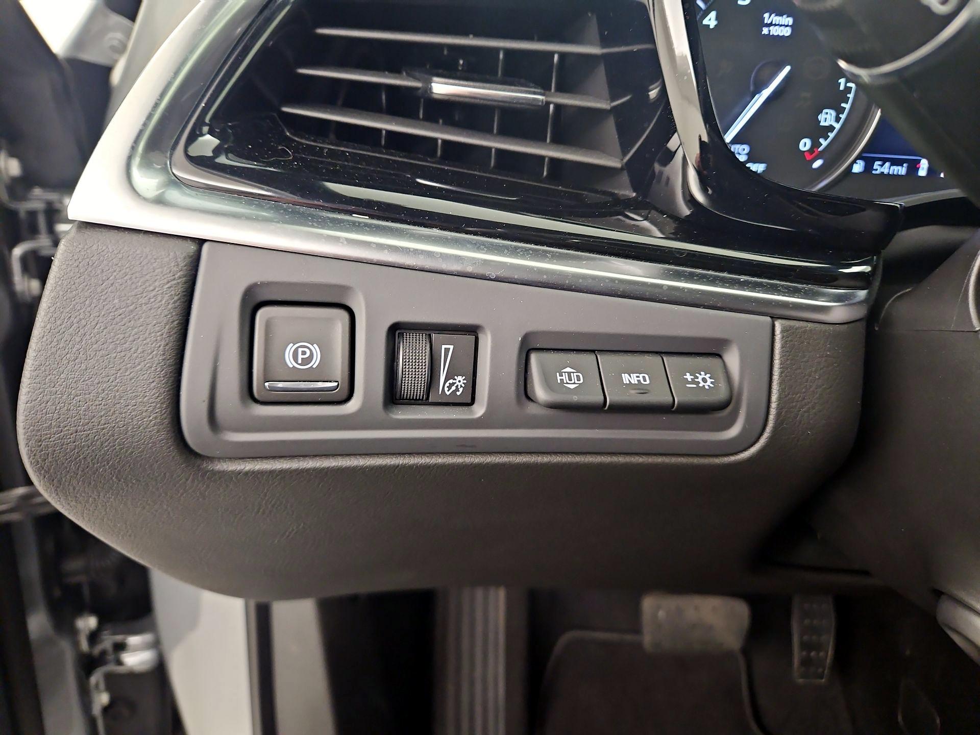 Thumbnail: 2024 Cadillac XT6 - 13
